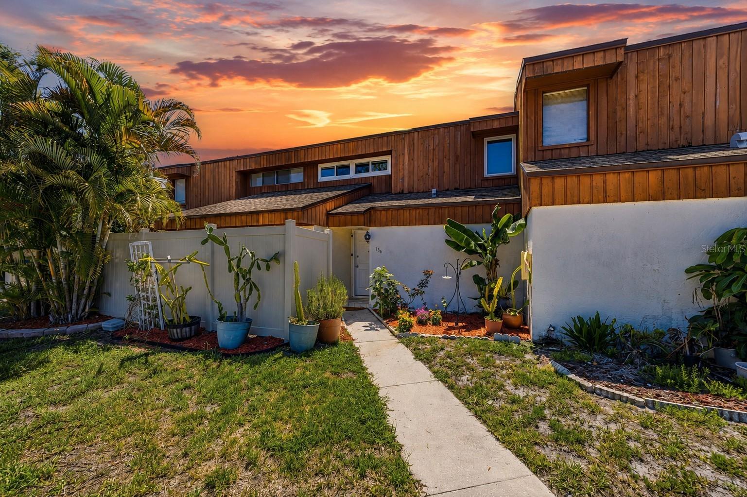 2074 SUNSET POINT RD #136, CLEARWATER, FL, 33765