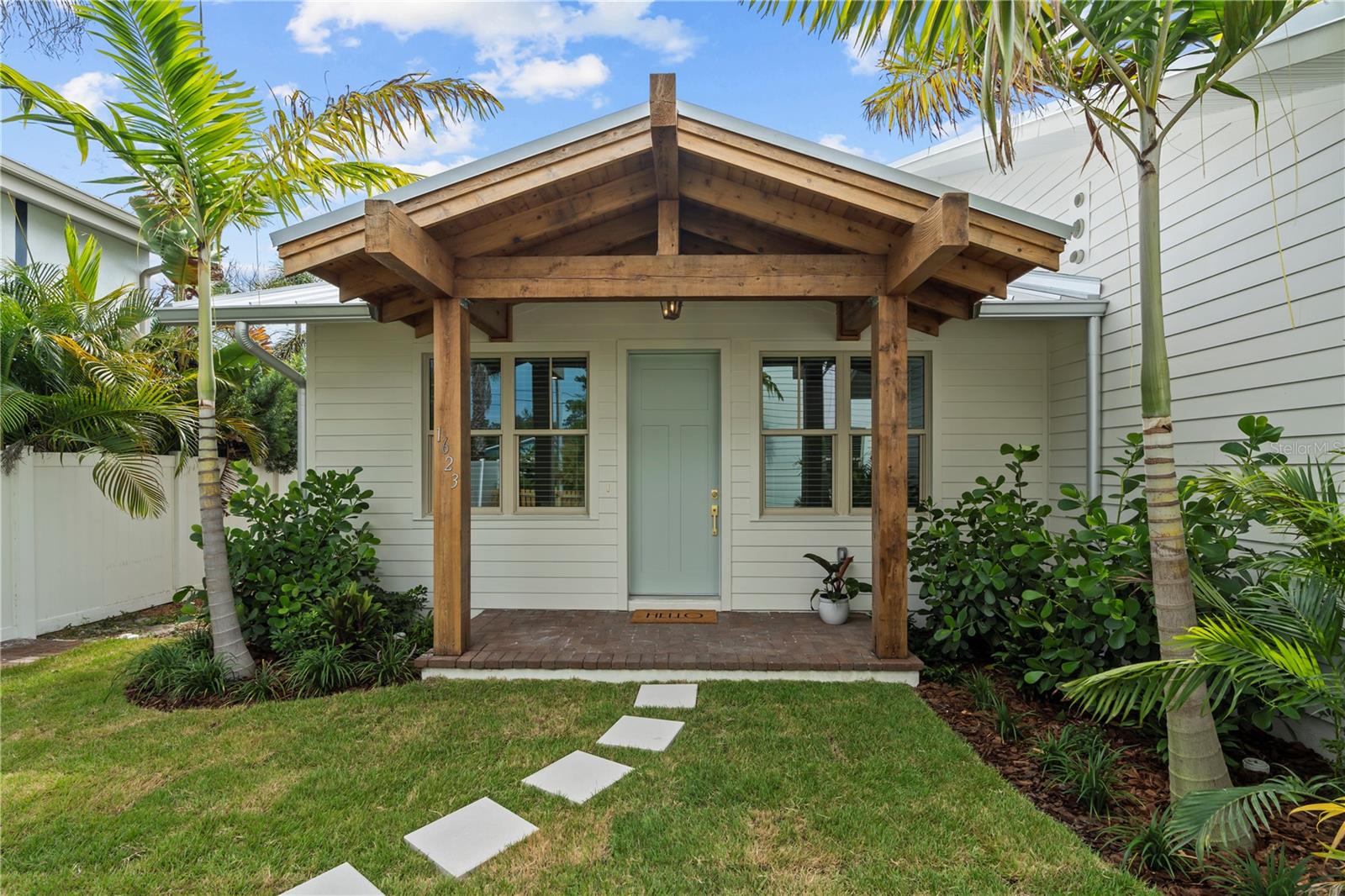 1623 31ST AVE N, ST PETERSBURG, FL, 33713