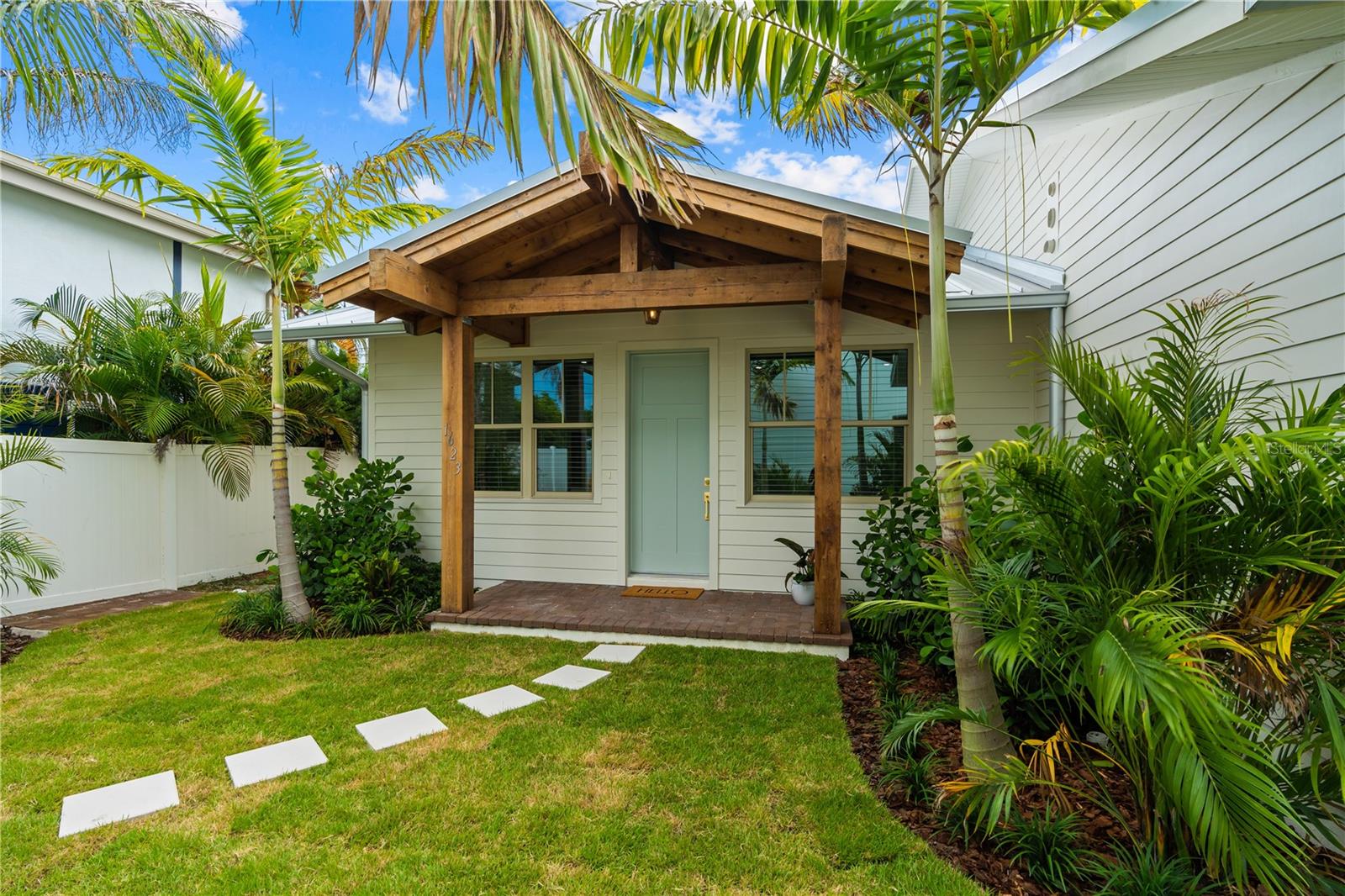 1623 31ST AVE N, ST PETERSBURG, FL, 33713