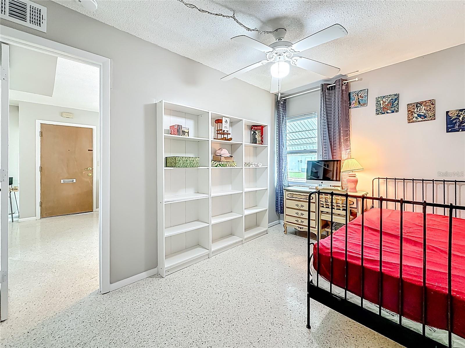 250 ROSERY RD NW #283, LARGO, FL, 33770