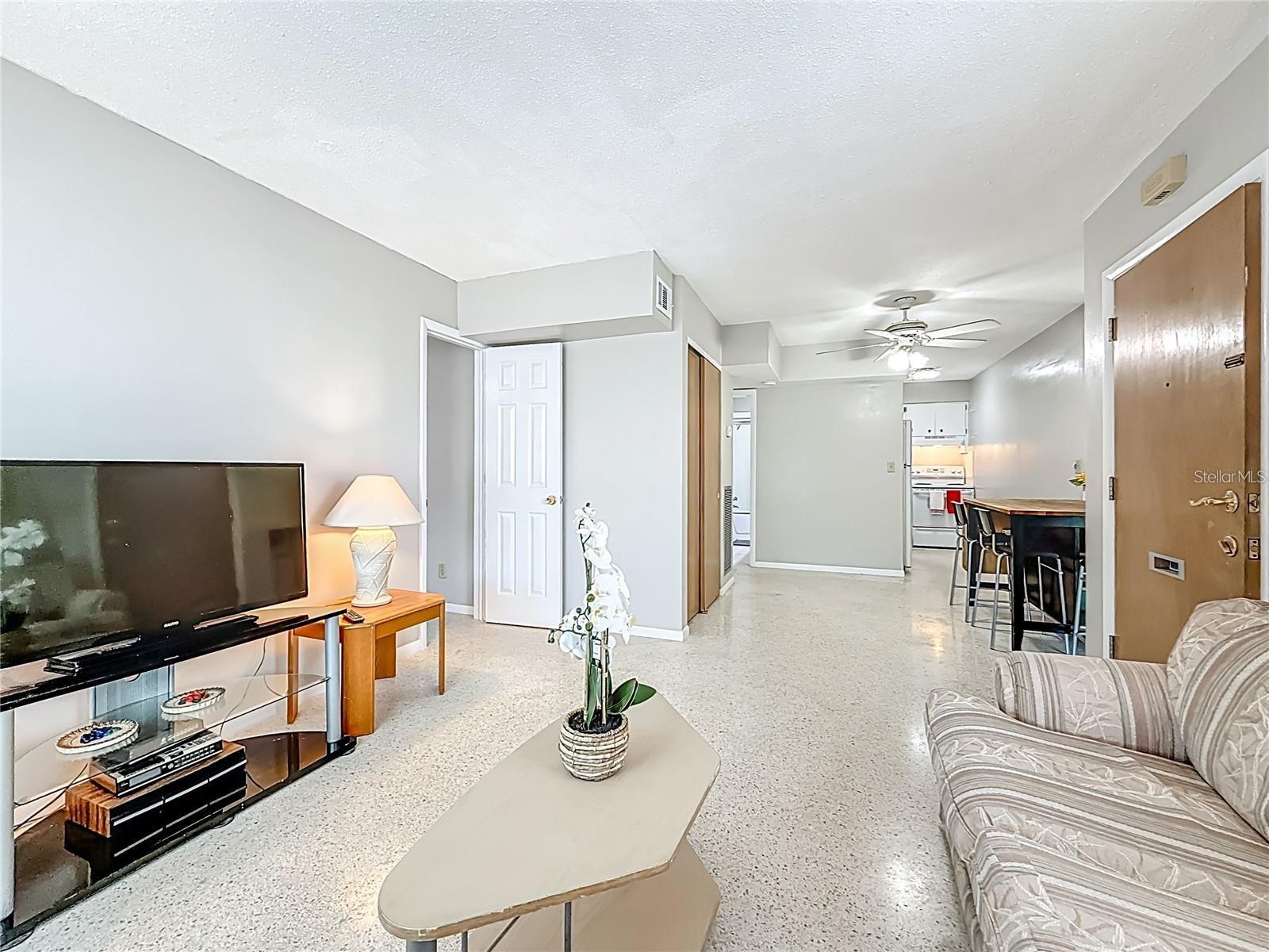 250 ROSERY RD NW #283, LARGO, FL, 33770