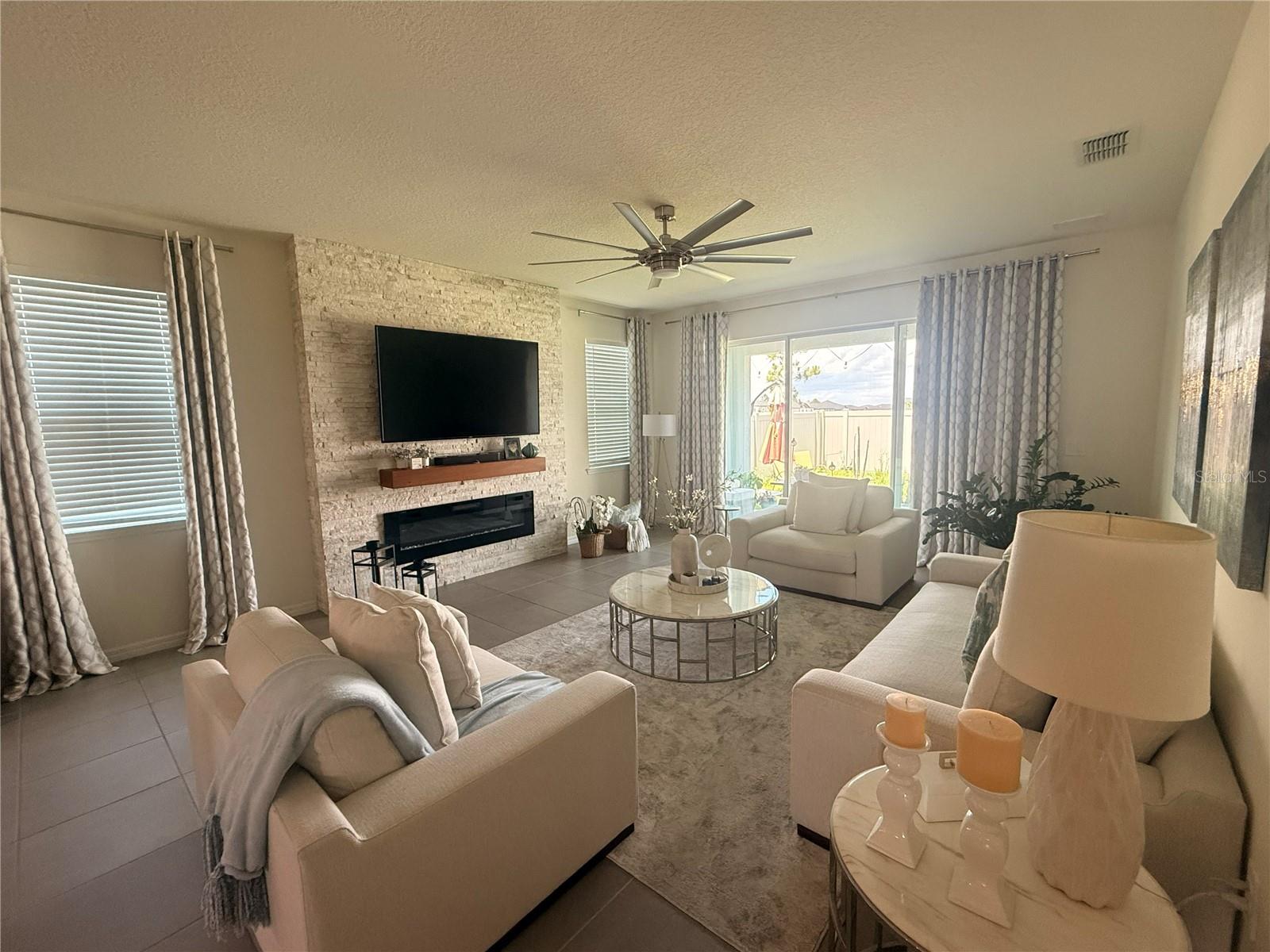988 VINEYARD RIDGE RD, MINNEOLA, FL, 34715