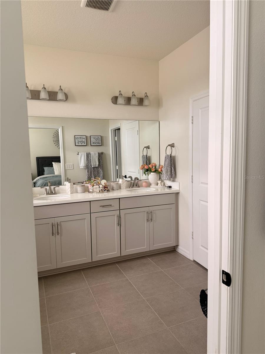 988 VINEYARD RIDGE RD, MINNEOLA, FL, 34715