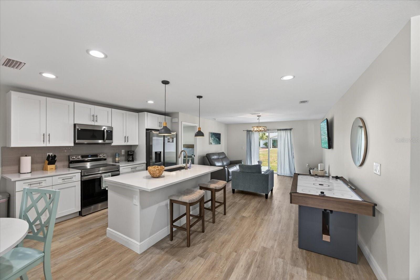 12114 CLARENDON AVE, PORT CHARLOTTE, FL, 33981