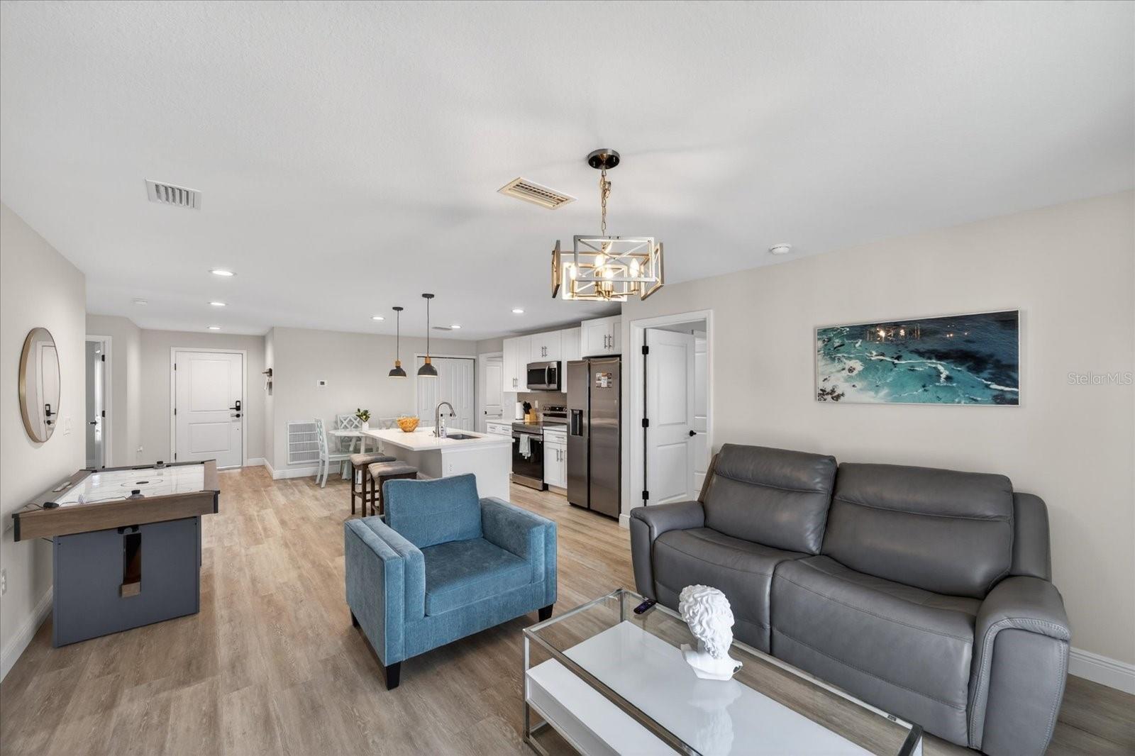 12114 CLARENDON AVE, PORT CHARLOTTE, FL, 33981