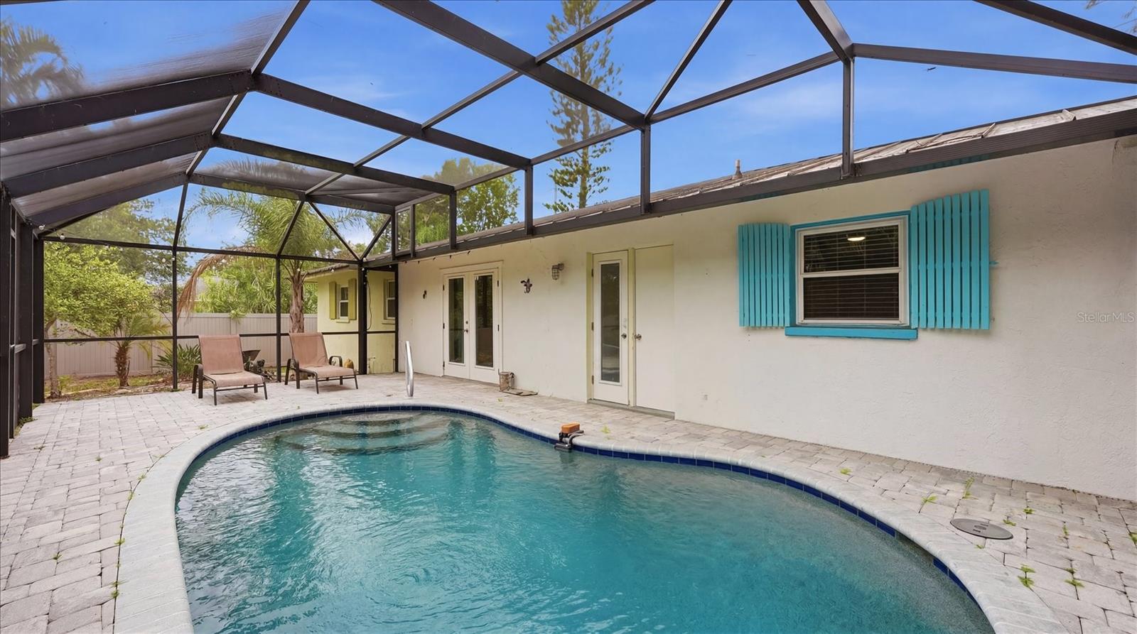 6233 ROCKEFELLER AVE, SARASOTA, FL, 34231