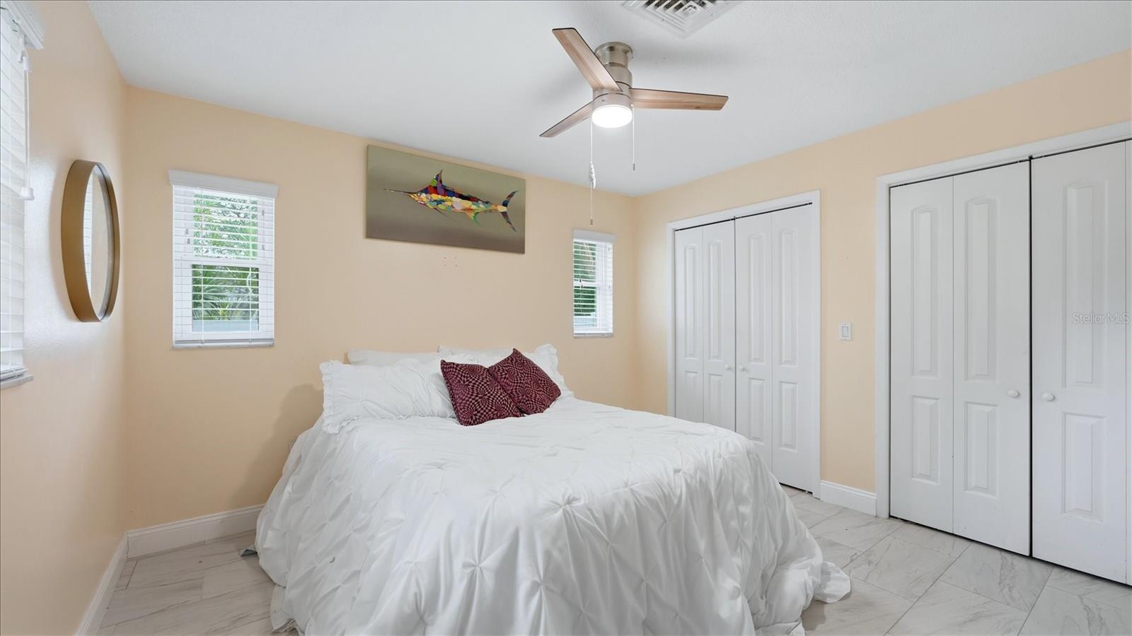 6233 ROCKEFELLER AVE, SARASOTA, FL, 34231