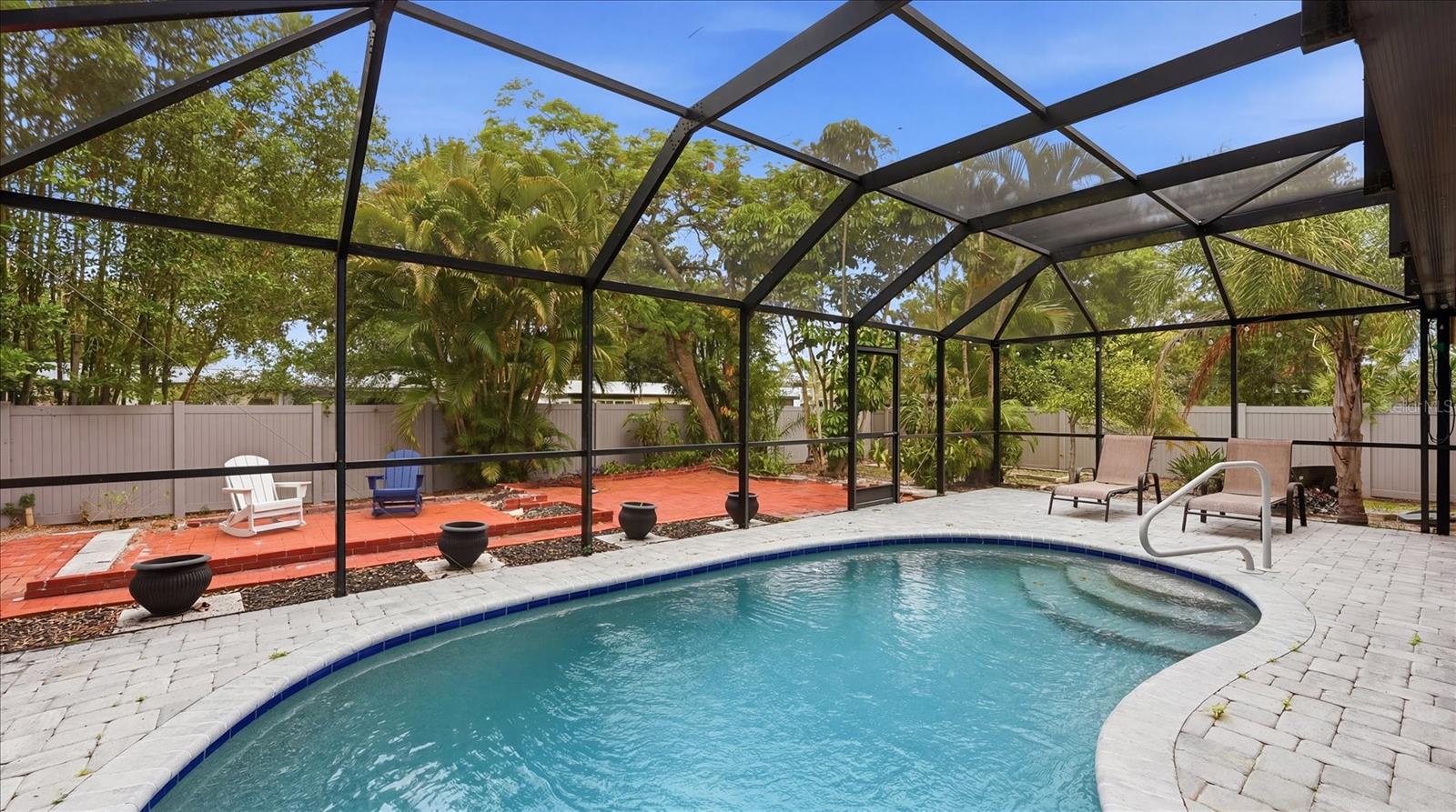 6233 ROCKEFELLER AVE, SARASOTA, FL, 34231