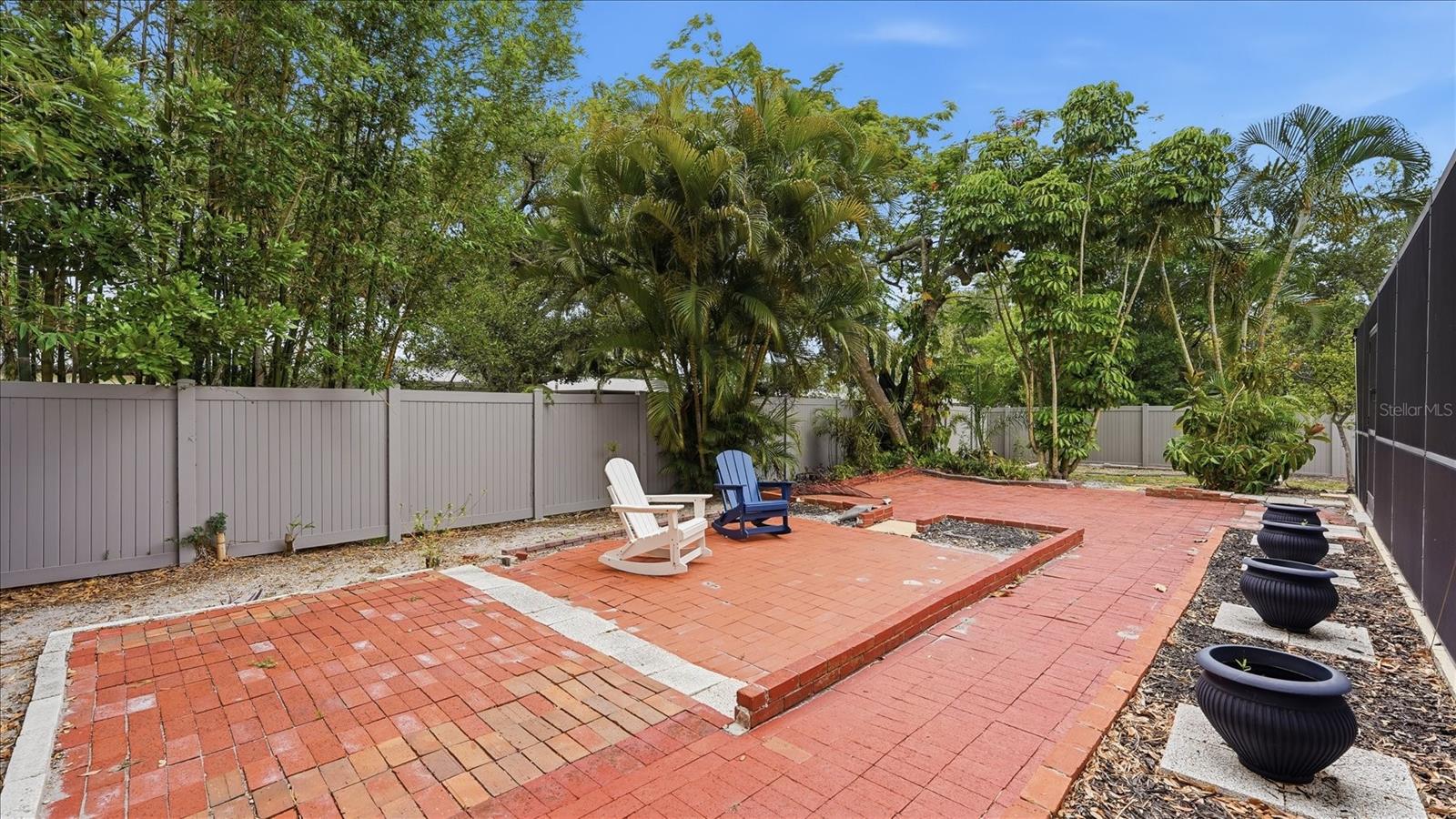 6233 ROCKEFELLER AVE, SARASOTA, FL, 34231