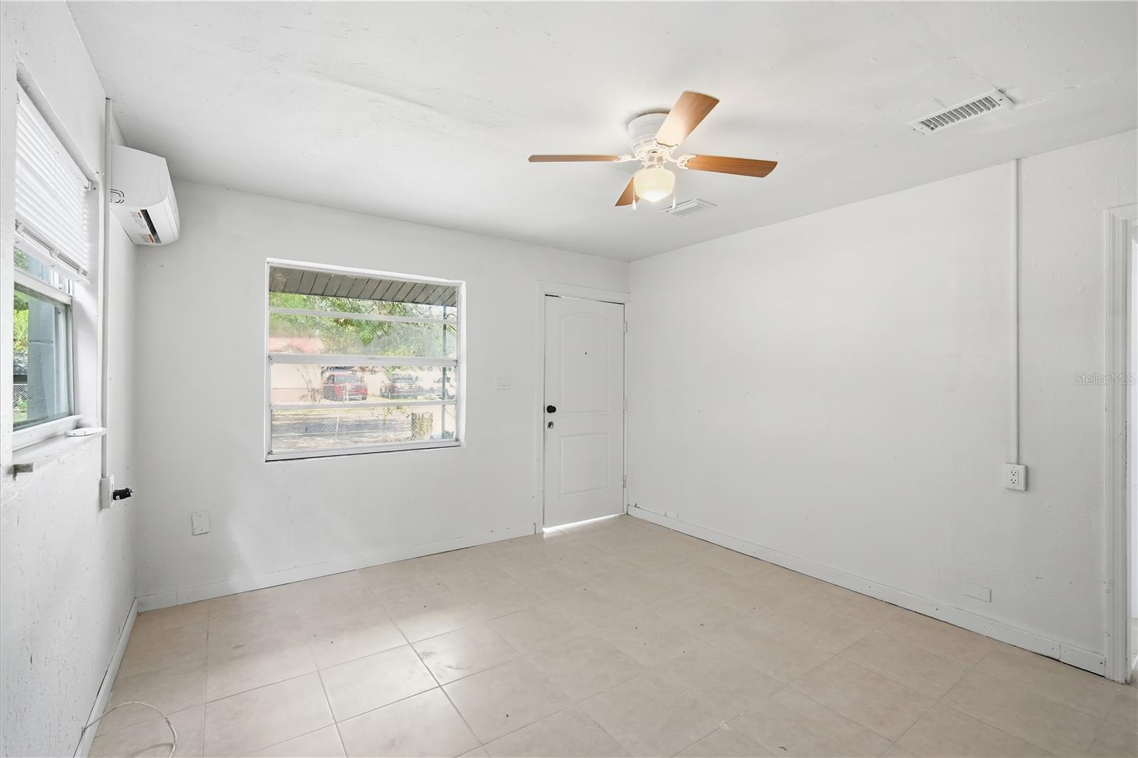 6209 N 43RD ST, TAMPA, FL, 33610