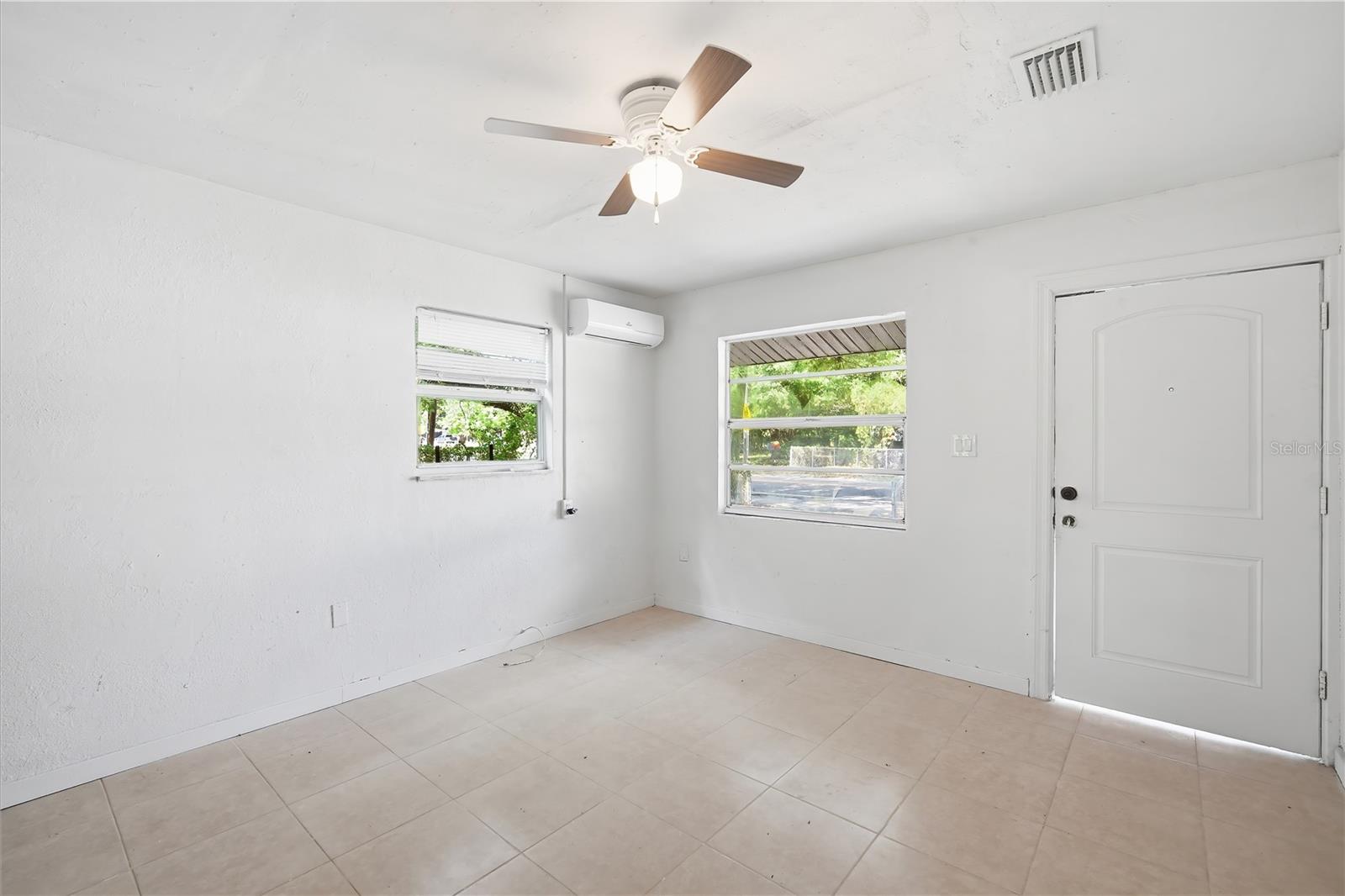 6209 N 43RD ST, TAMPA, FL, 33610