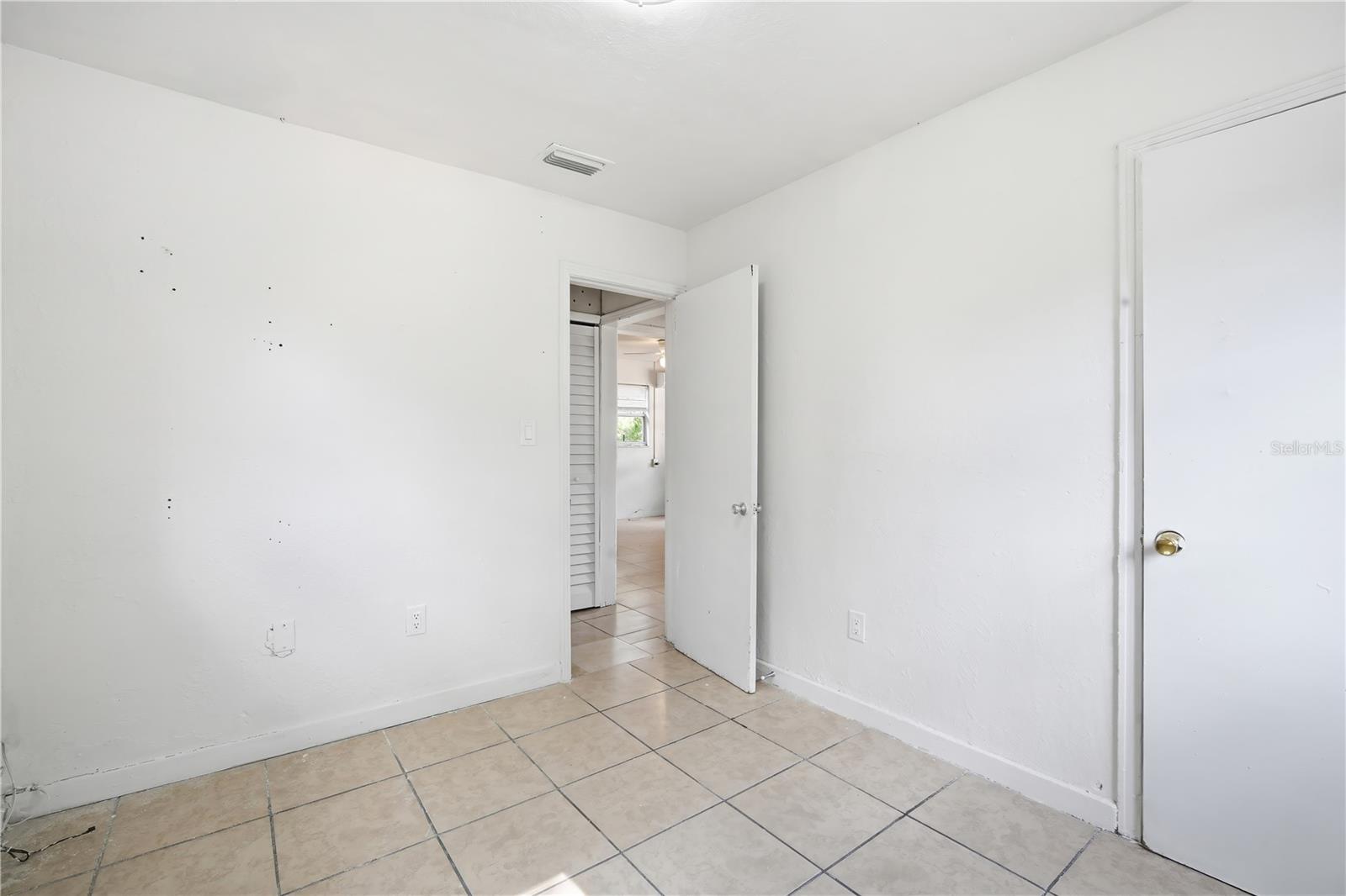 6209 N 43RD ST, TAMPA, FL, 33610