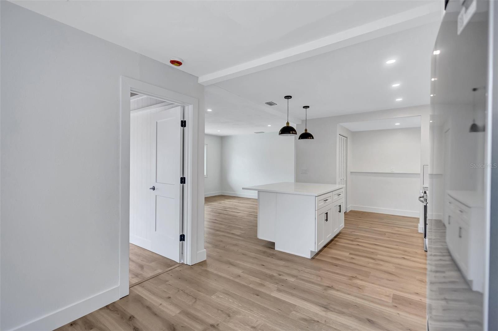 2647 SYDELLE ST, SARASOTA, FL, 34237