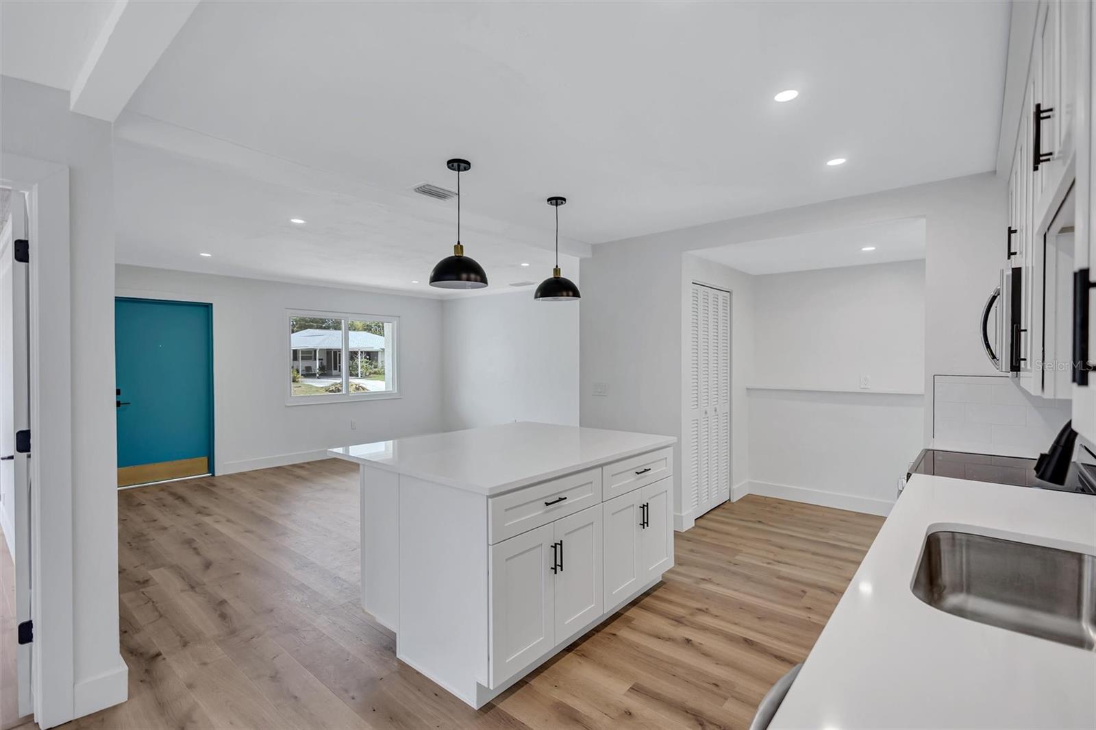 2647 SYDELLE ST, SARASOTA, FL, 34237