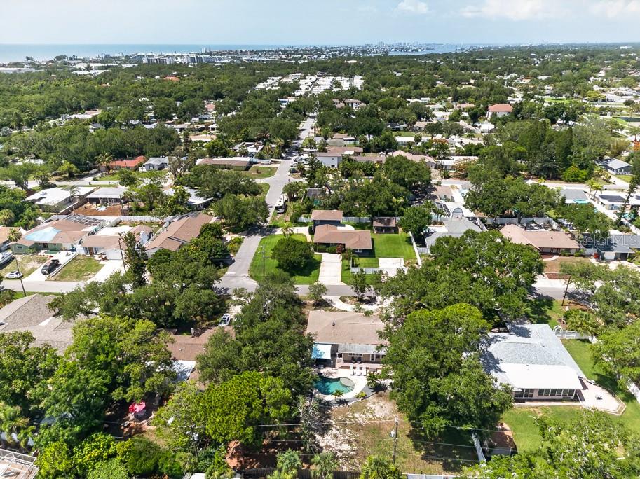 14728 BAY DR, LARGO, FL, 33774