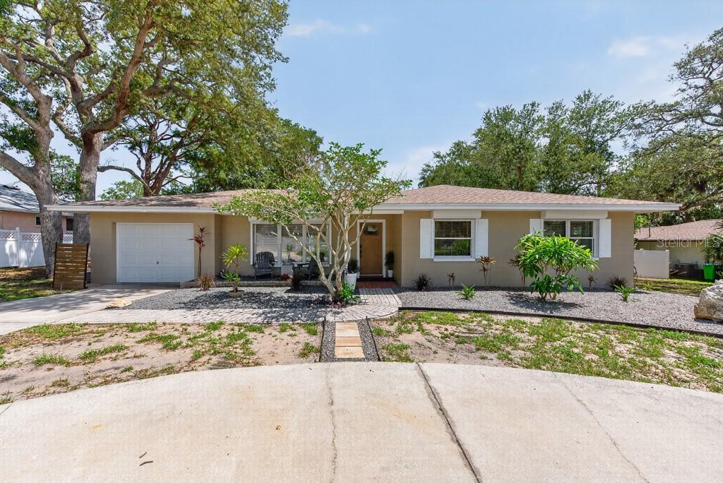 14728 BAY DR, LARGO, FL, 33774