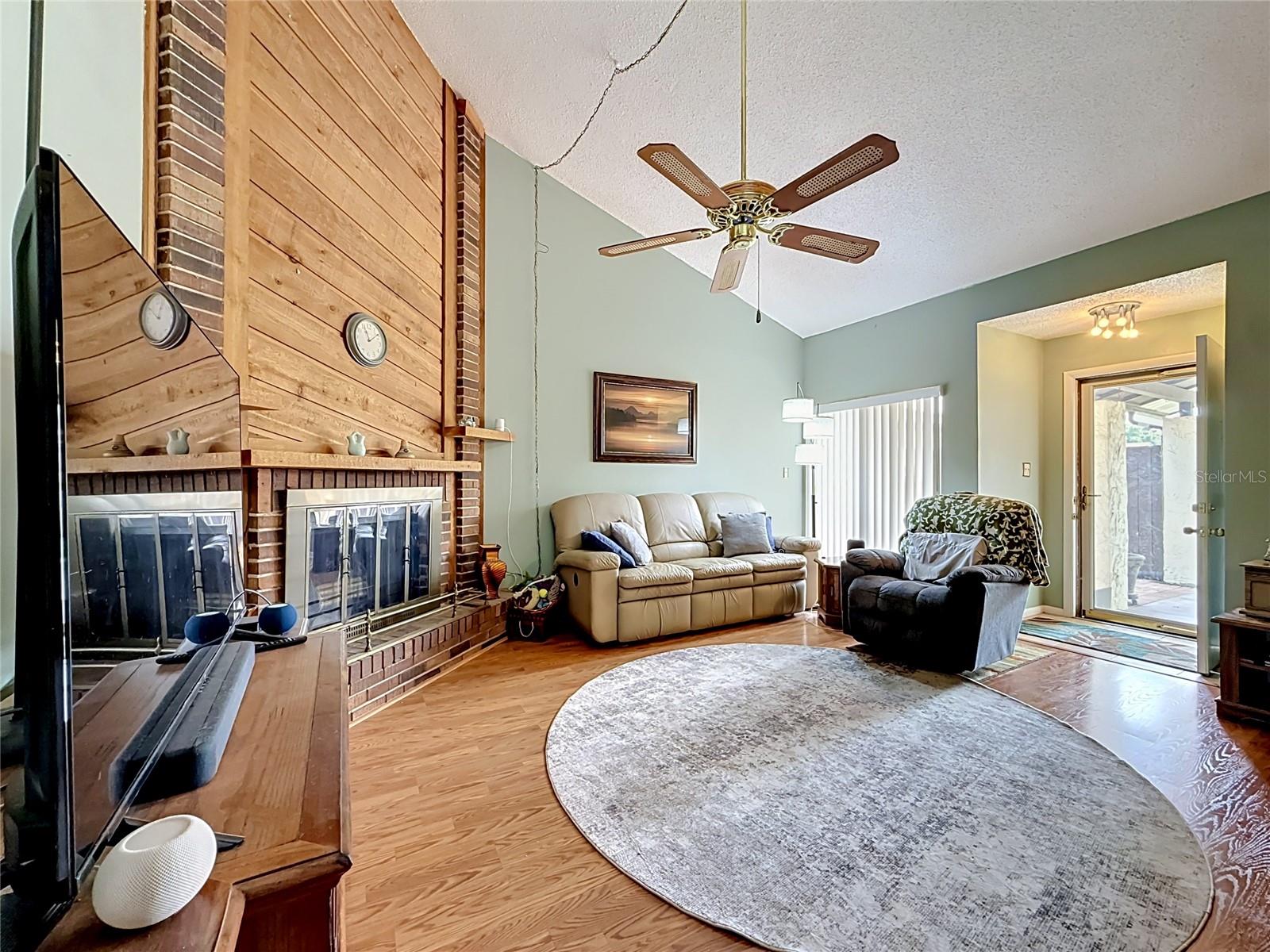 2115 KINGS XING SW, WINTER HAVEN, FL, 33880