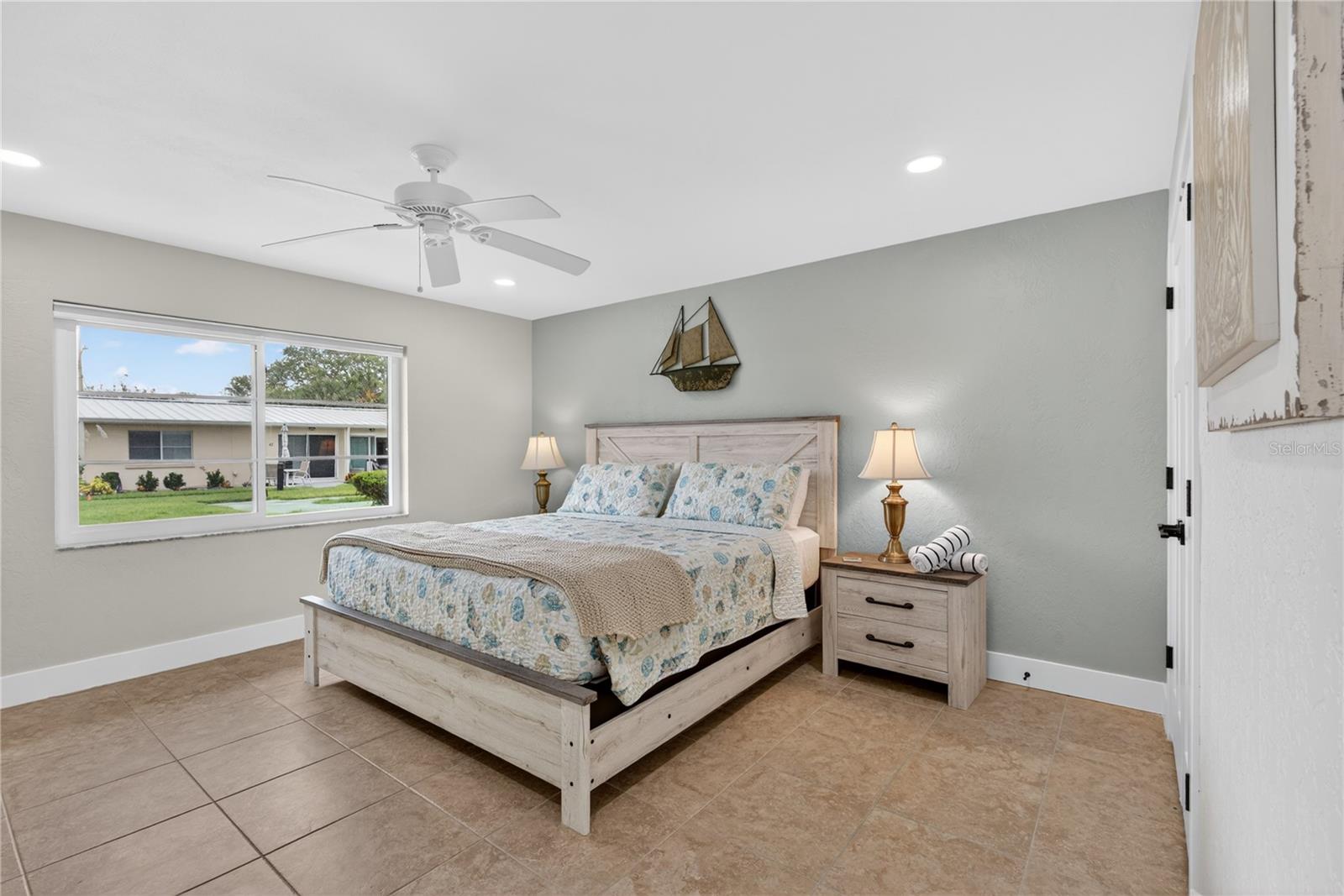 5830 MIDNIGHT PASS RD #48, SARASOTA, FL, 34242