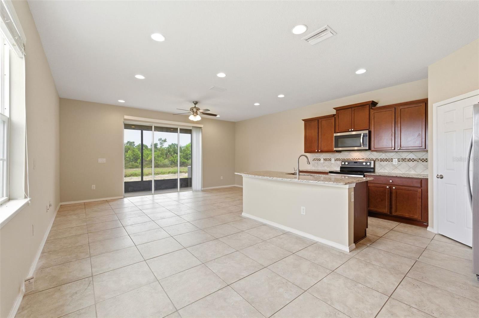 8961 TURNSTONE HAVEN PL, TAMPA, FL, 33619