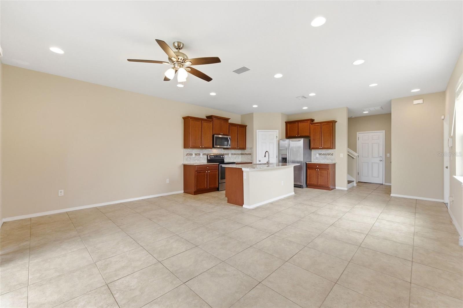 8961 TURNSTONE HAVEN PL, TAMPA, FL, 33619