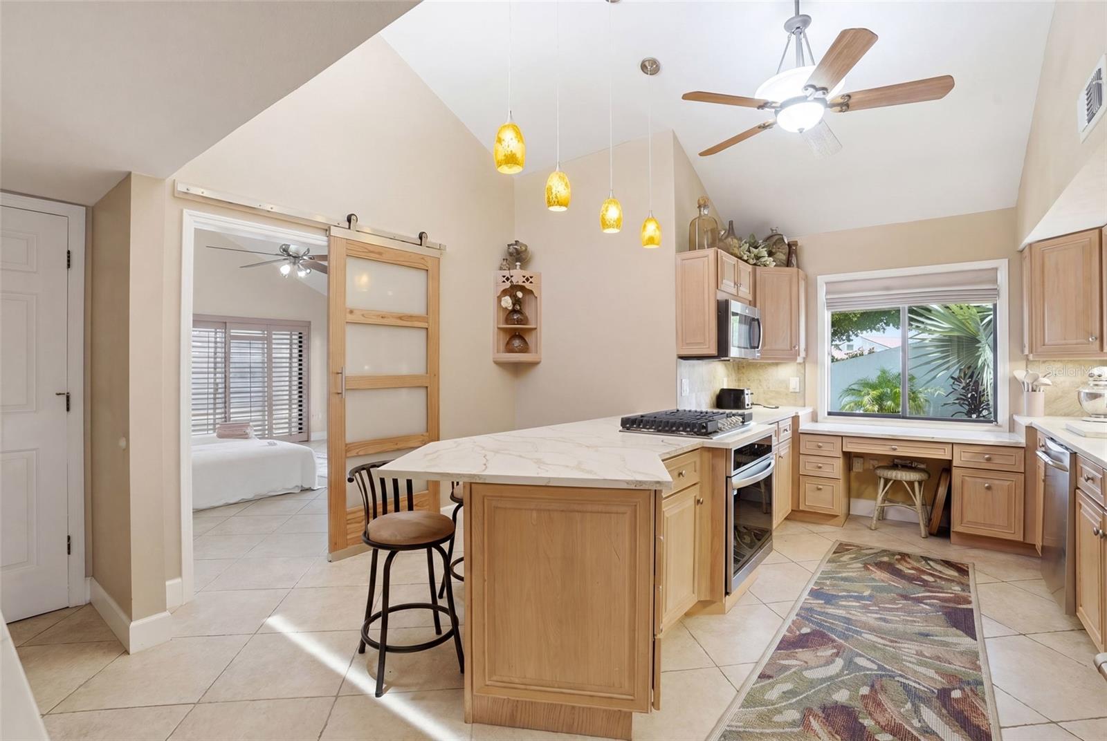 25188 MARION AVE #10, PUNTA GORDA, FL, 33950