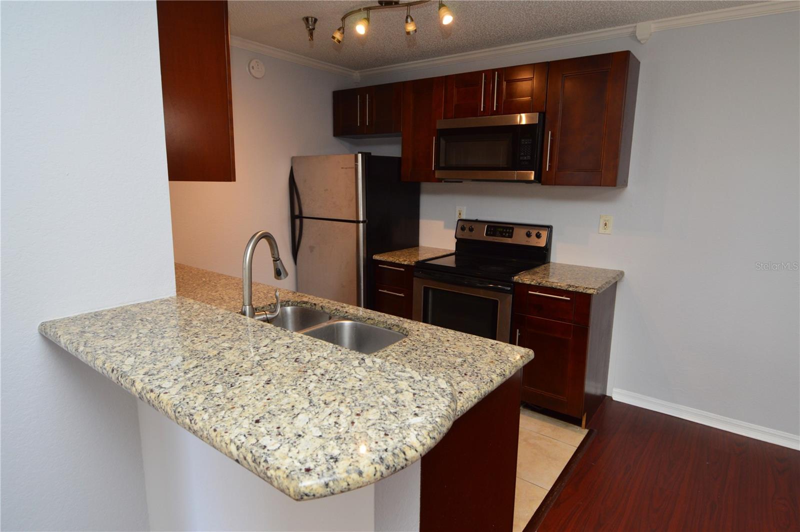 10265 GANDY BLVD N #907, ST PETERSBURG, FL, 33702