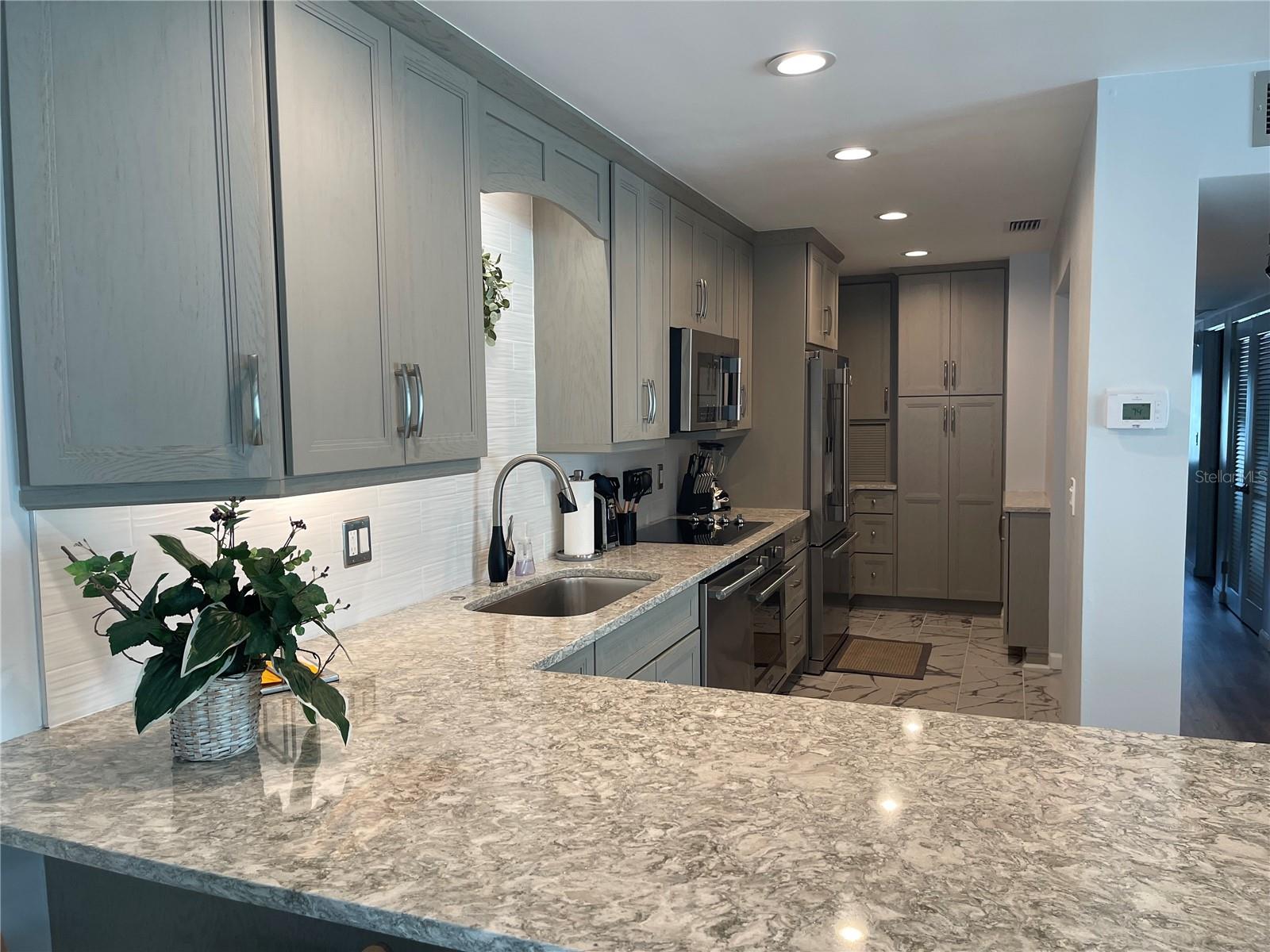 5400 GULF DR #32, BRADENTON BEACH, FL, 34217