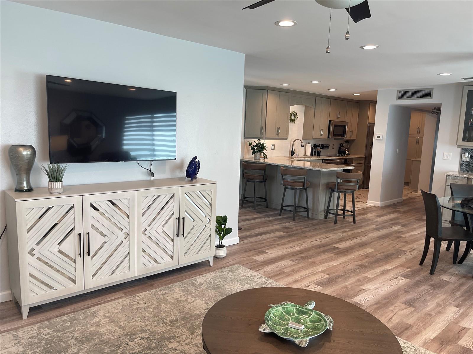 5400 GULF DR #32, BRADENTON BEACH, FL, 34217