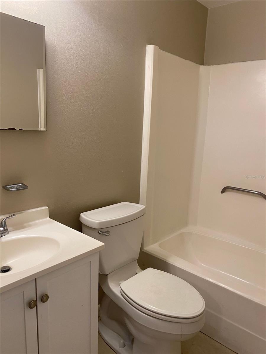 3028 ROBERT AVE #F, AUBURNDALE, FL, 33823