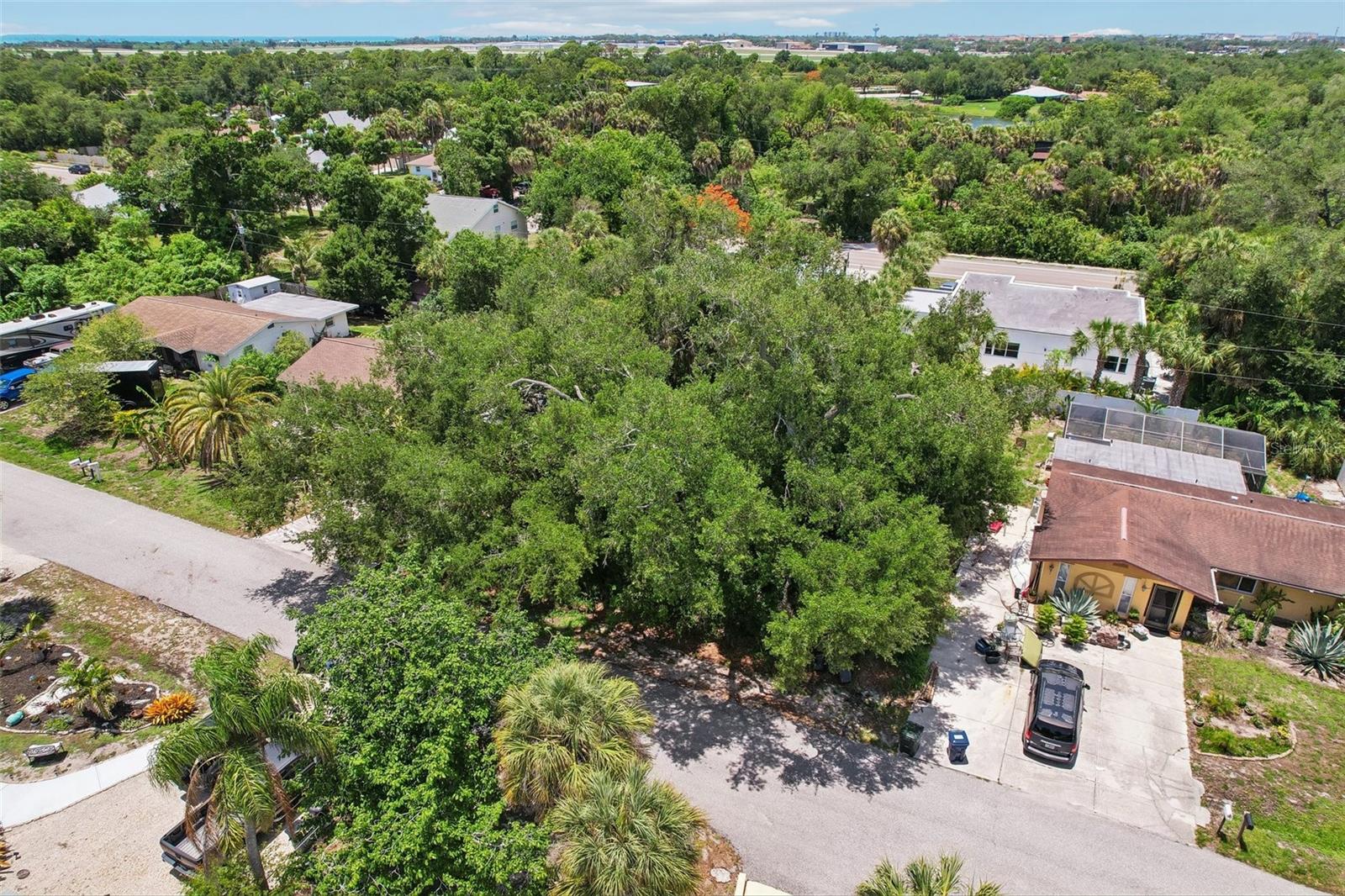 AVALON RD, VENICE, FL, 34293