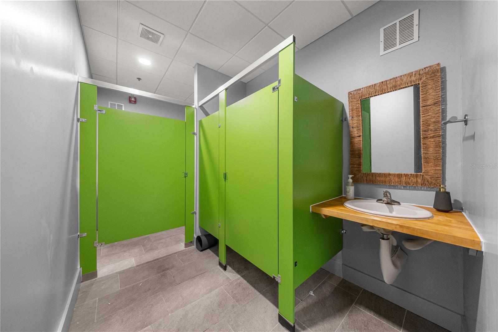 35 SE 1ST AVE #2nd Floor, OCALA, FL, 34471