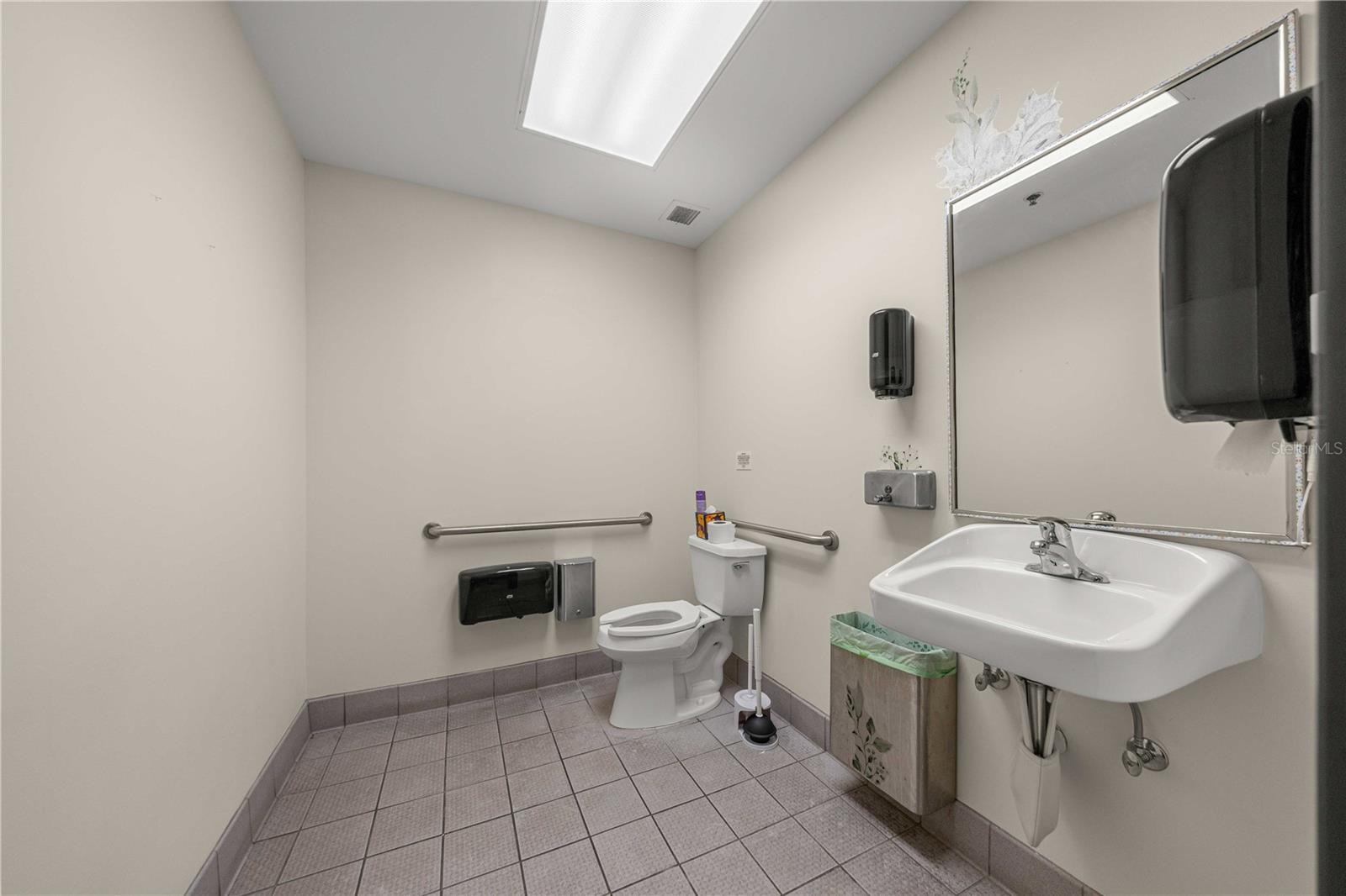 35 SE 1ST AVE #2nd Floor, OCALA, FL, 34471