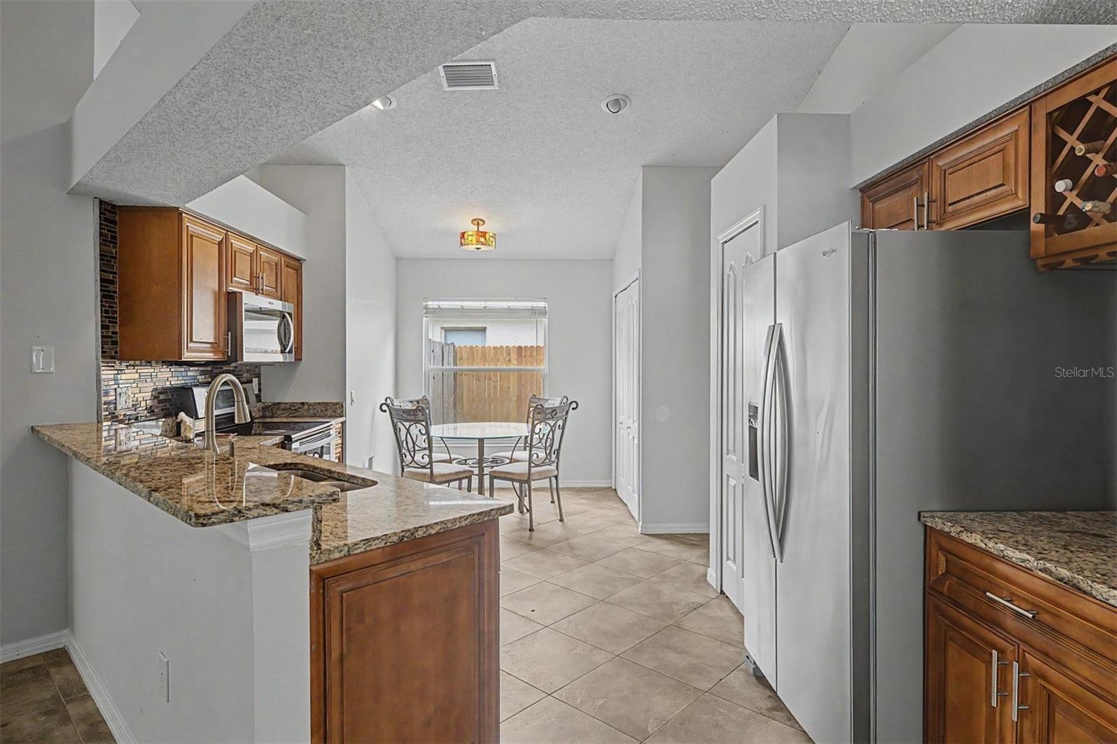 10238 CHARLESTON CORNER RD, TAMPA, FL, 33635