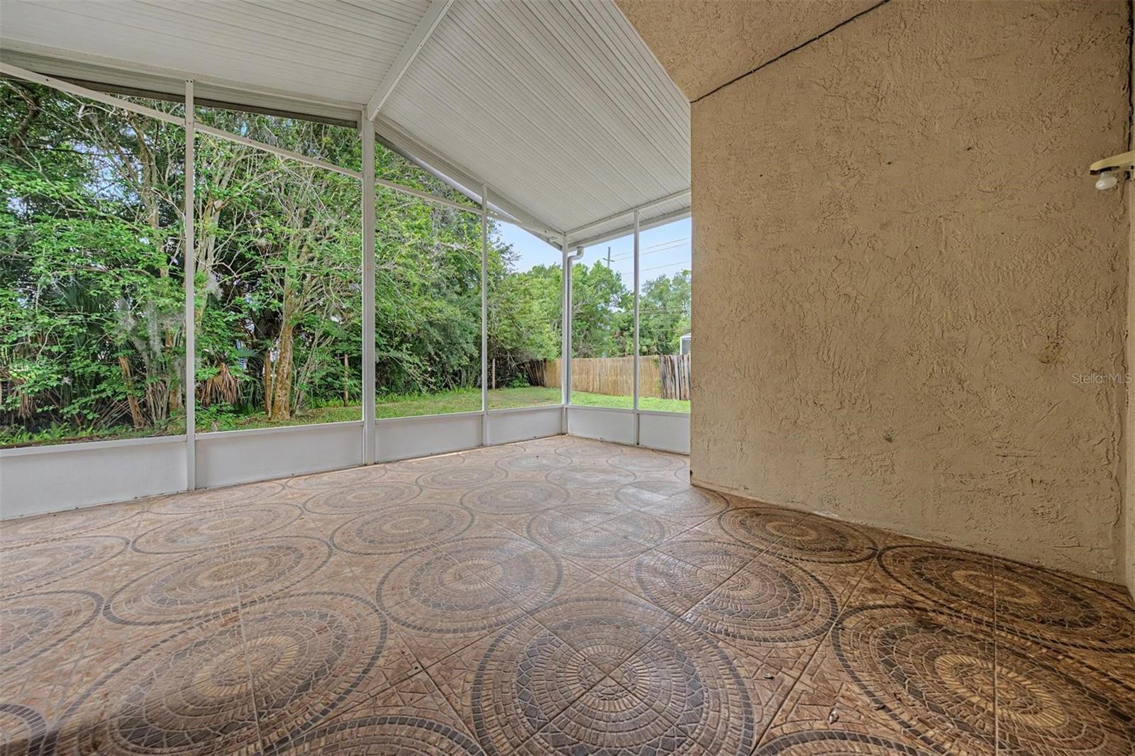 10238 CHARLESTON CORNER RD, TAMPA, FL, 33635