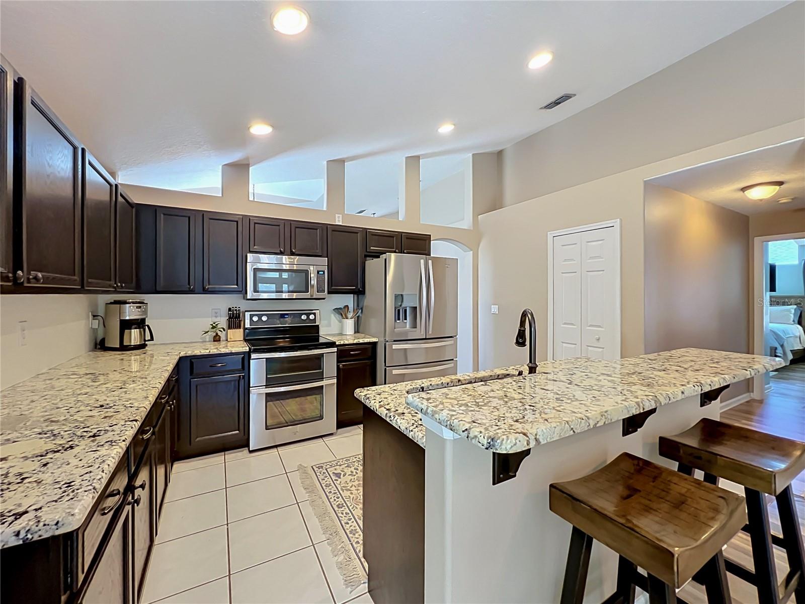 2886 SWEETSPIRE CIR, OVIEDO, FL, 32766