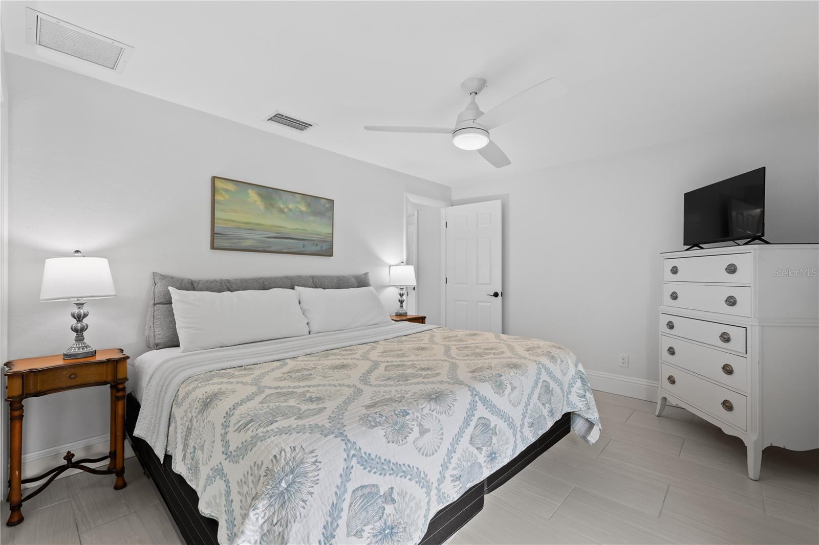 5215 PELICAN BLVD, CAPE CORAL, FL, 33914