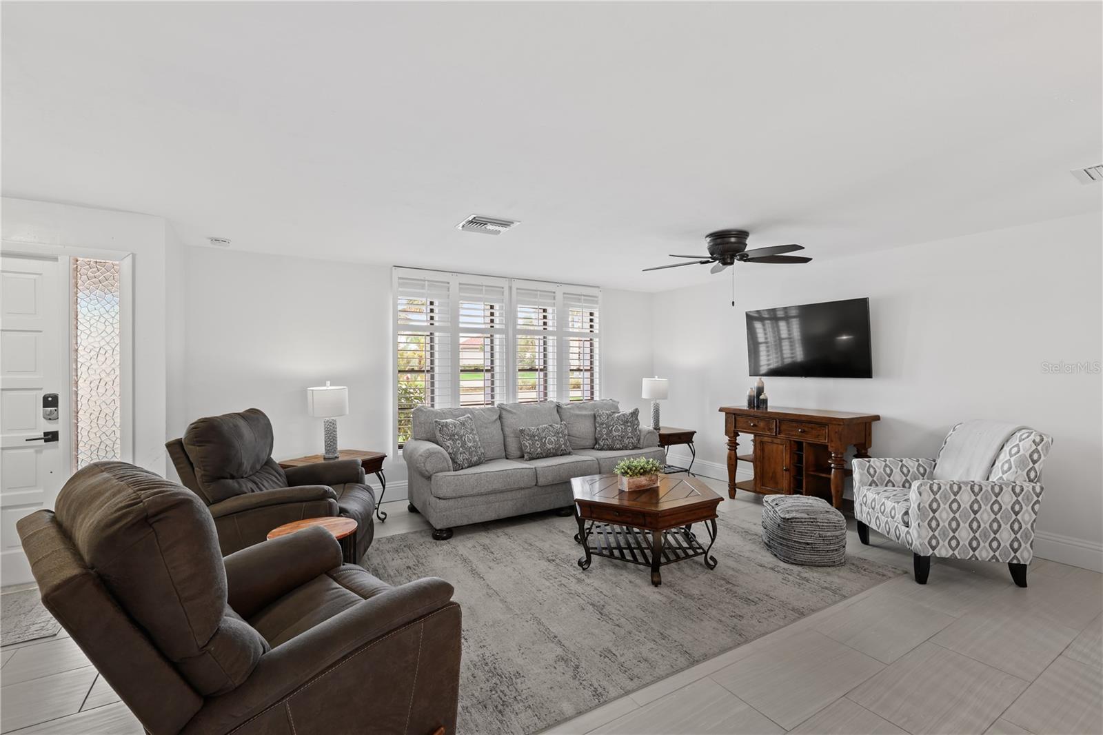 5215 PELICAN BLVD, CAPE CORAL, FL, 33914