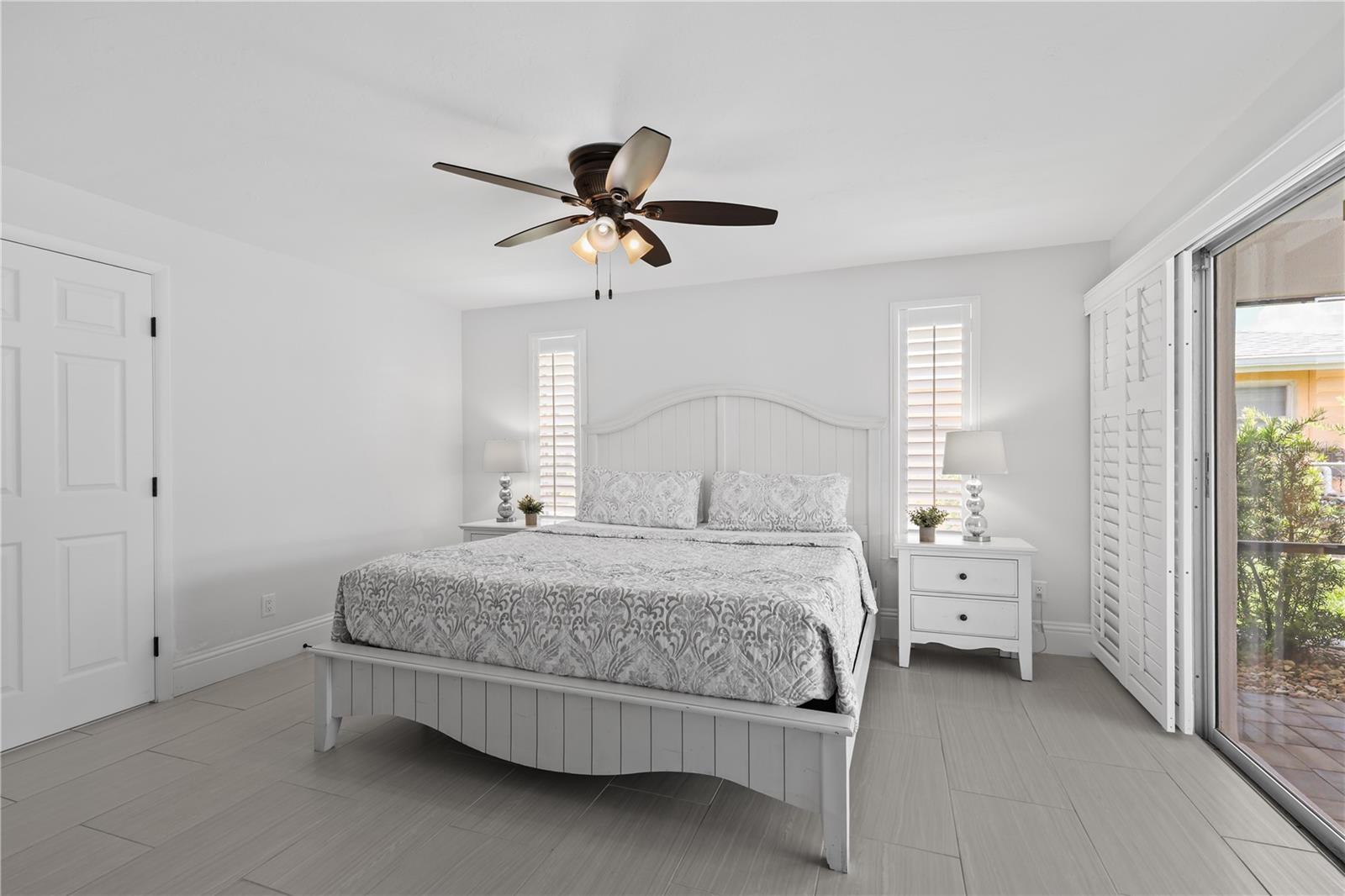 5215 PELICAN BLVD, CAPE CORAL, FL, 33914