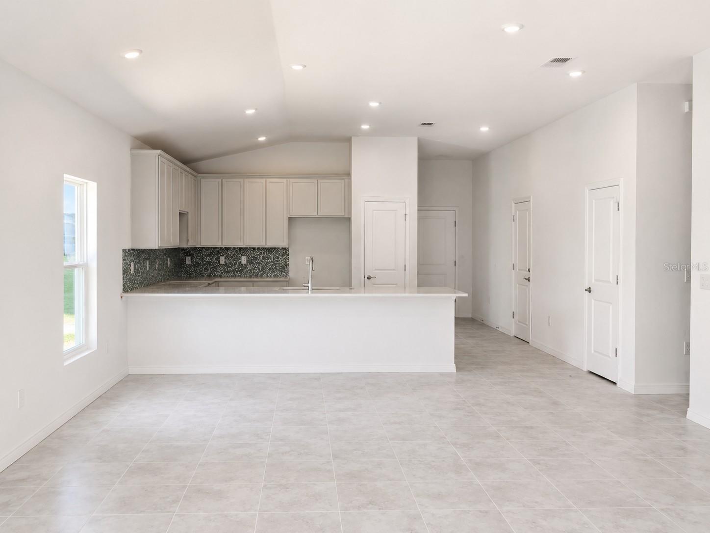 434 ALBATROSS RD, ROTONDA WEST, FL, 33947