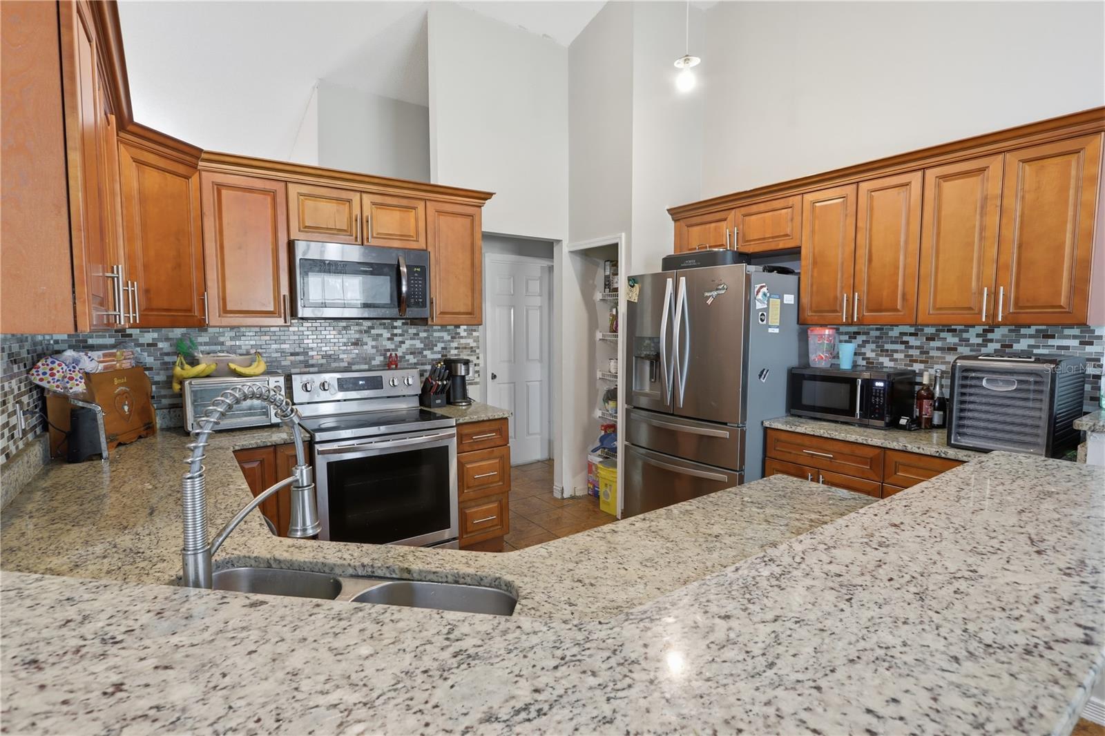 725 W 9TH ST, DELTONA, FL, 32725