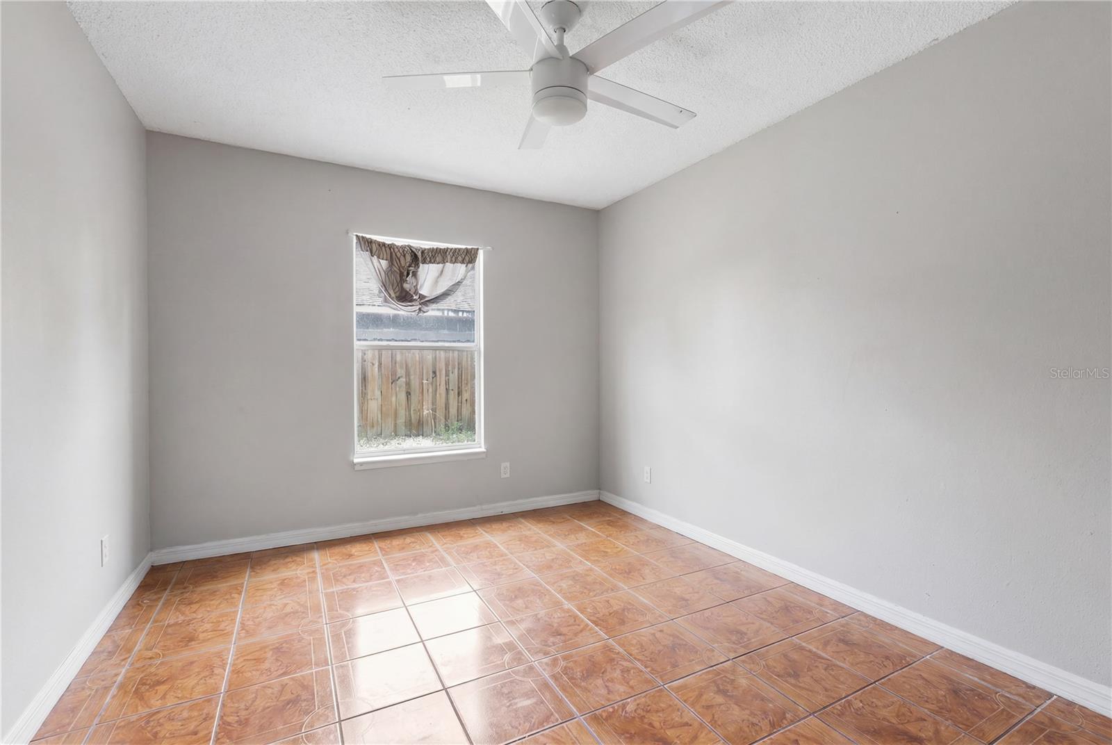 725 W 9TH ST, DELTONA, FL, 32725