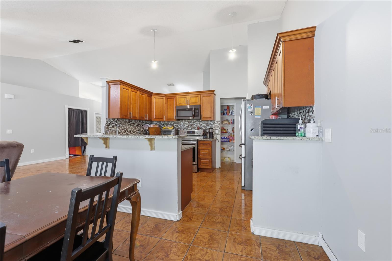 725 W 9TH ST, DELTONA, FL, 32725