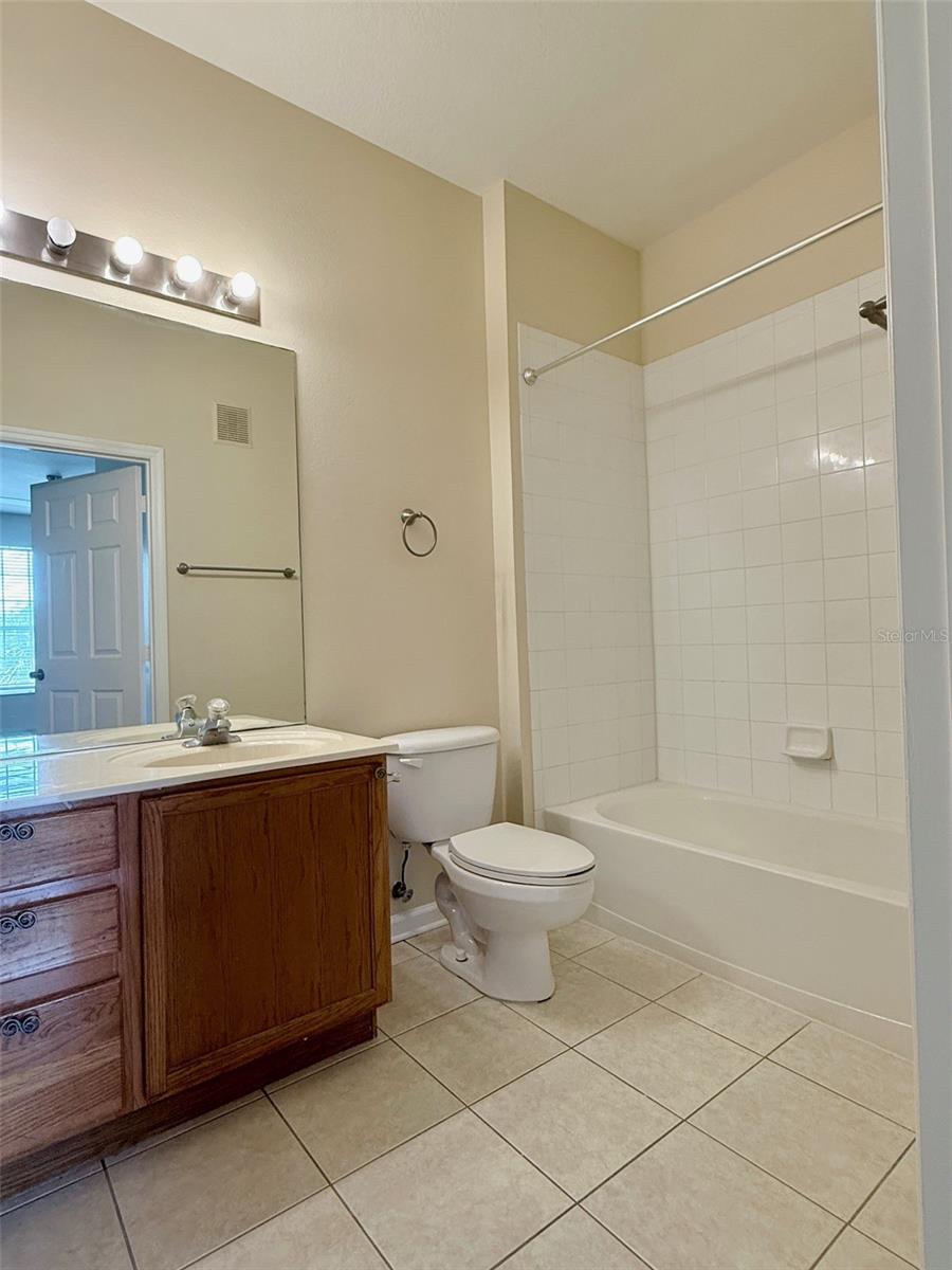 3190 DANTE DR #301, ORLANDO, FL, 32835