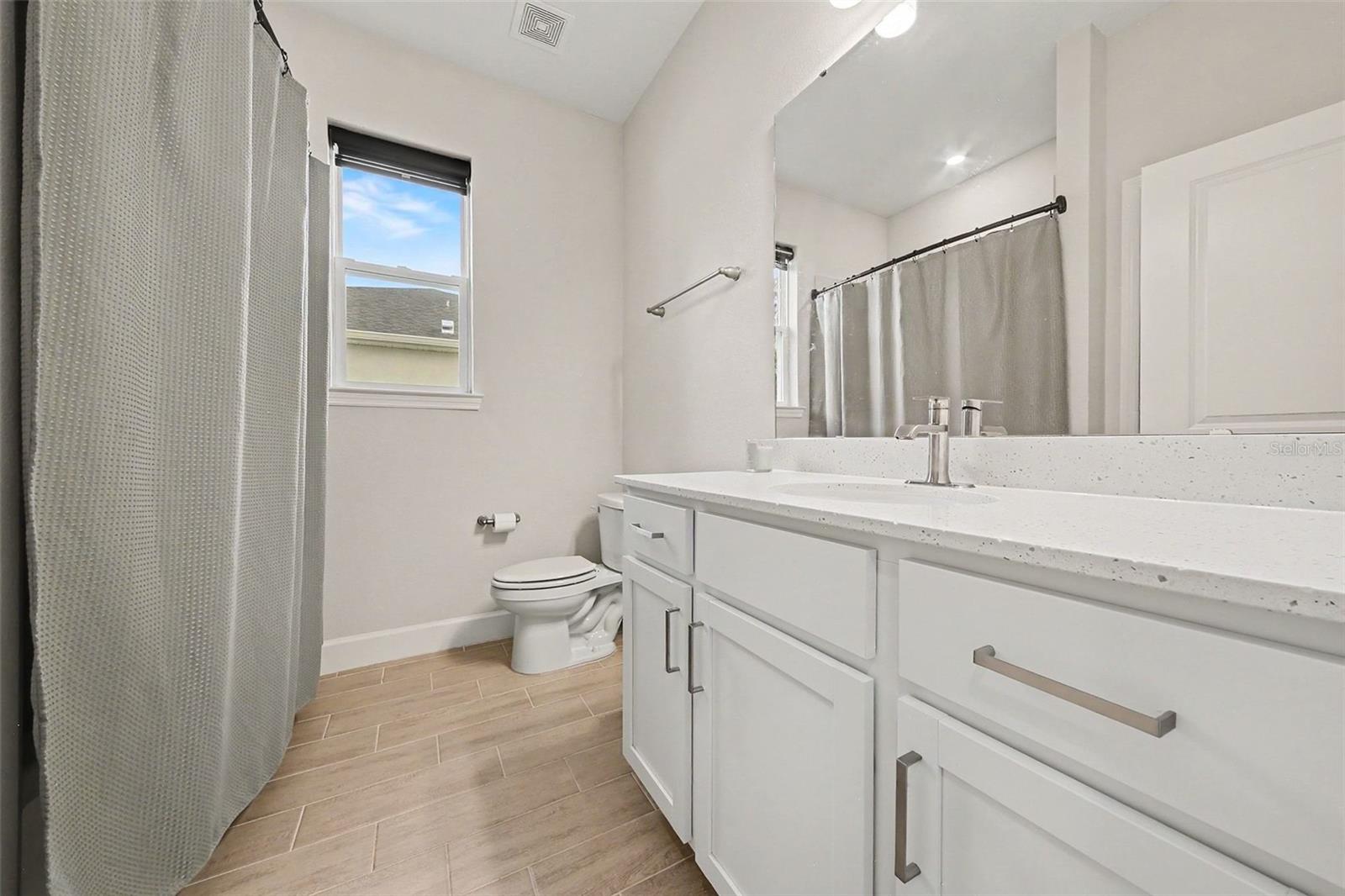 12 LANSING LN, PALM COAST, FL, 32137