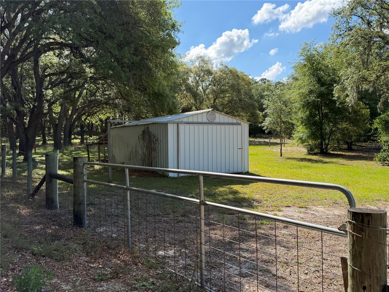 30842 ROUND LAKE RD, MOUNT DORA, FL, 32757