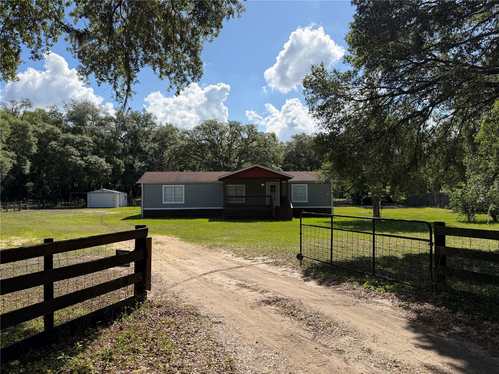 30842 ROUND LAKE RD, MOUNT DORA, FL, 32757