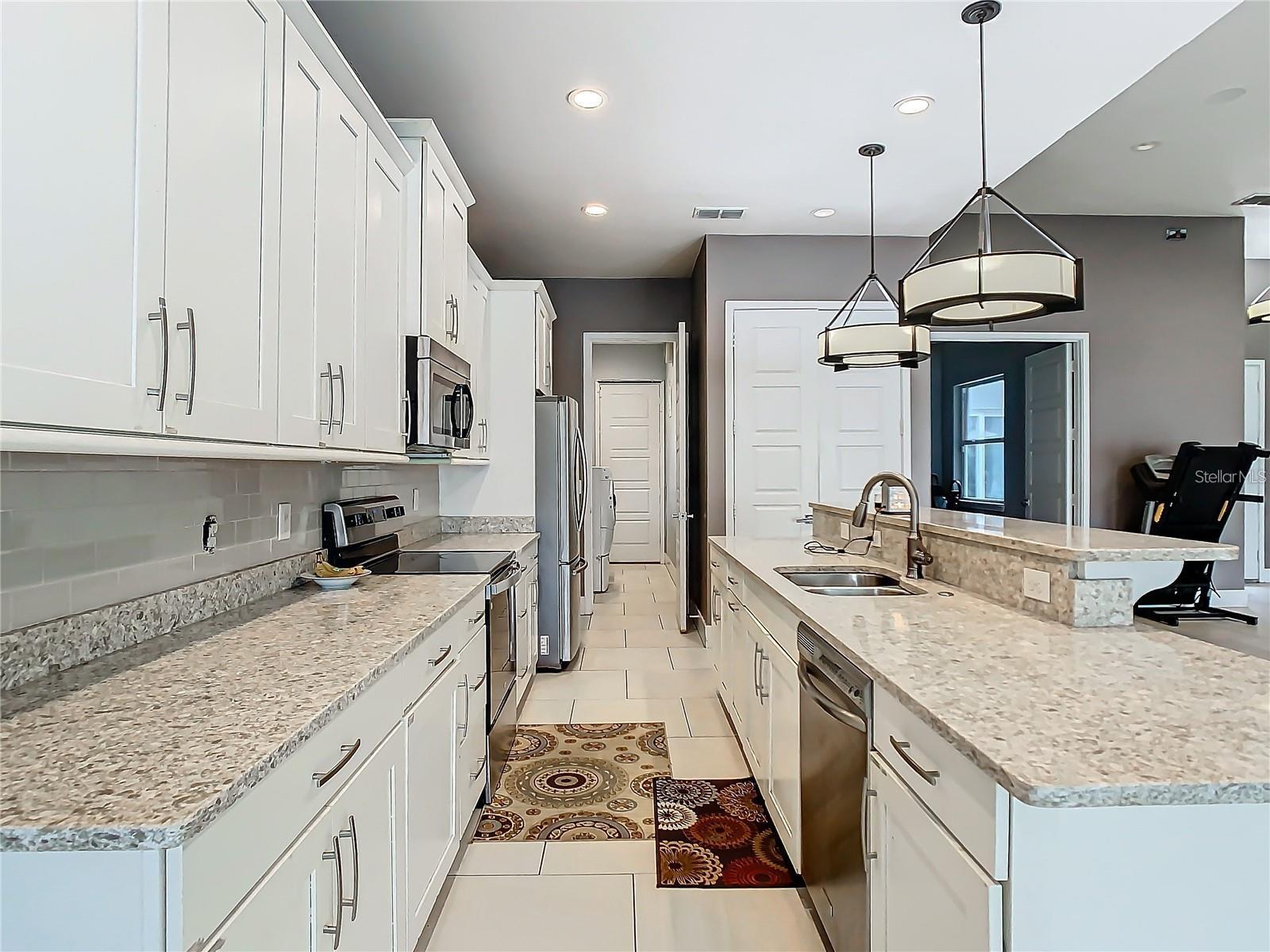 1021 W 25TH ST, SANFORD, FL, 32771