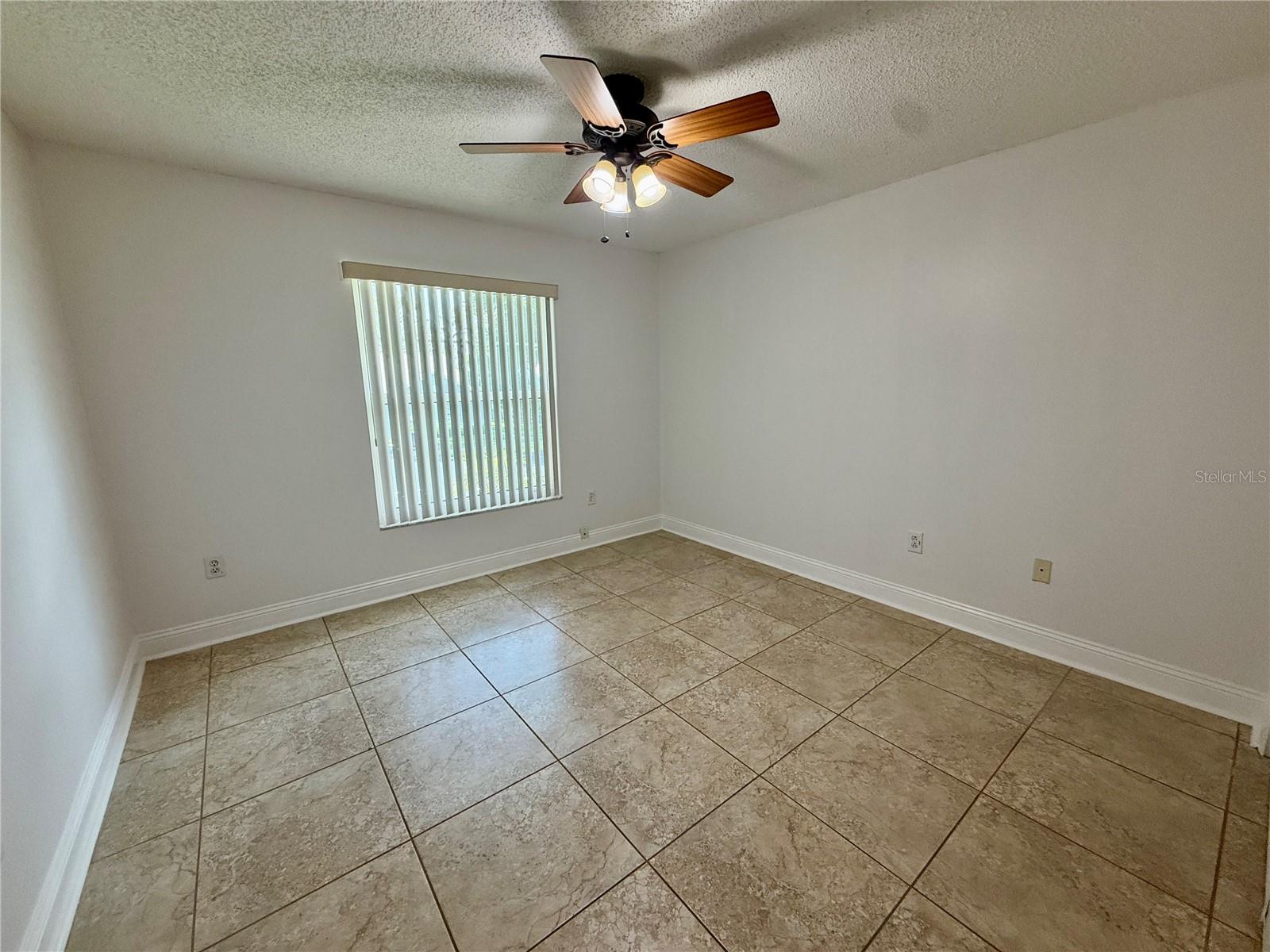 2461 BENTLEY DR, PALM HARBOR, FL, 34684