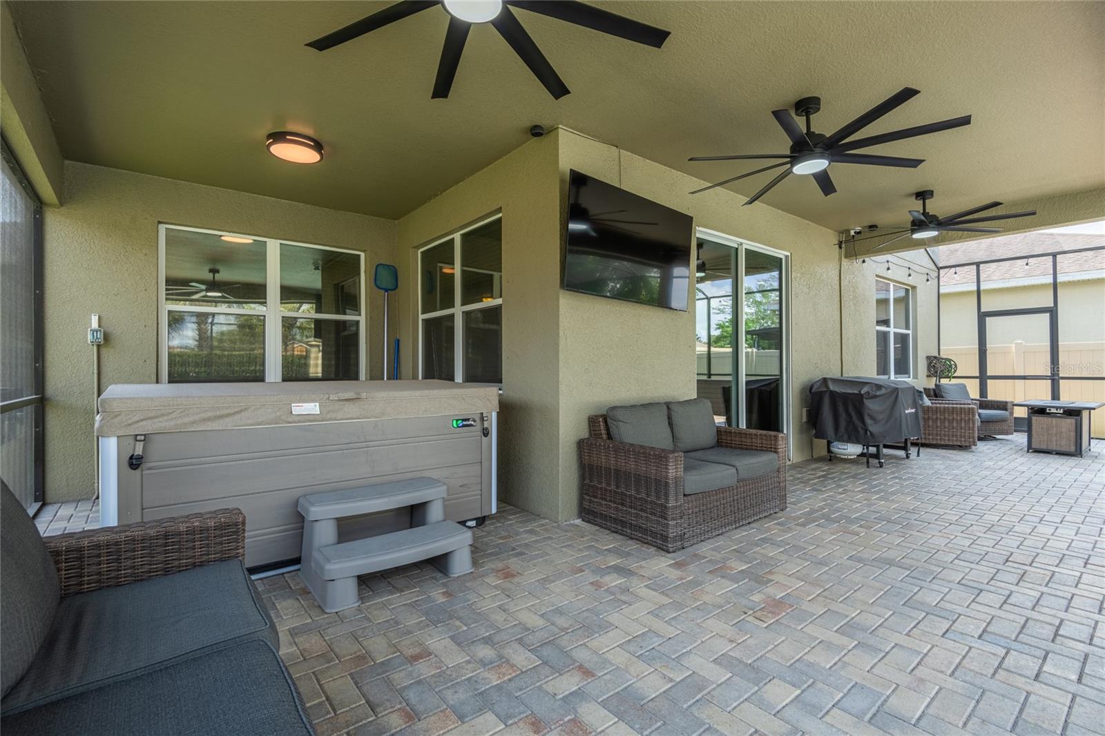11862 LAKE LUCAYA DR, RIVERVIEW, FL, 33579