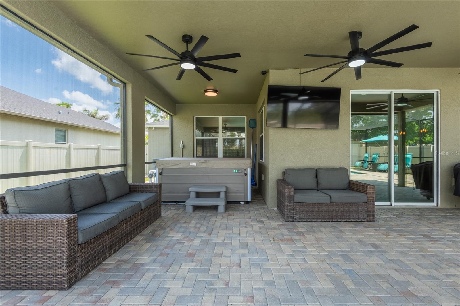 11862 LAKE LUCAYA DR, RIVERVIEW, FL, 33579